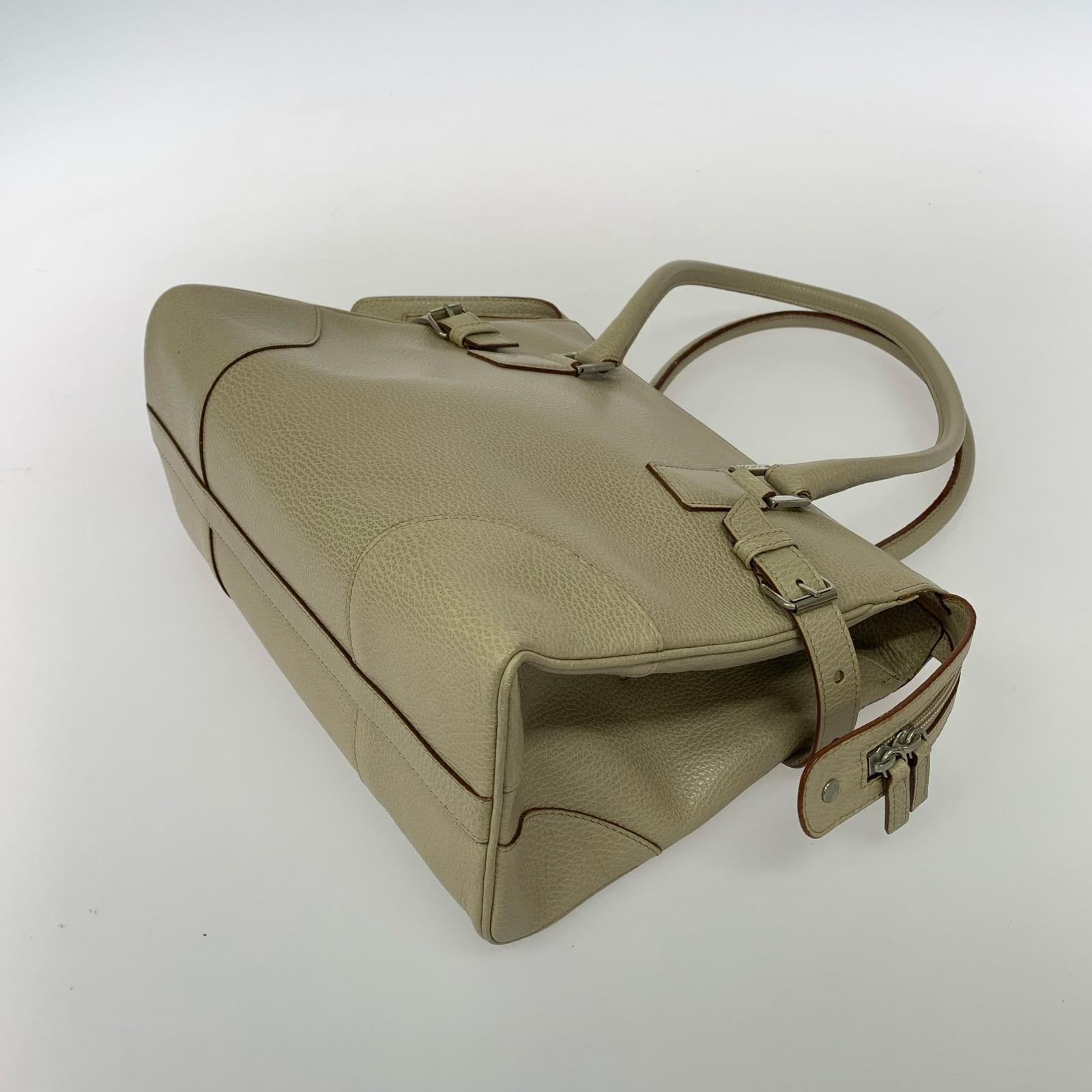 ショルダーバッグ a.testoni レザー ベージュ
