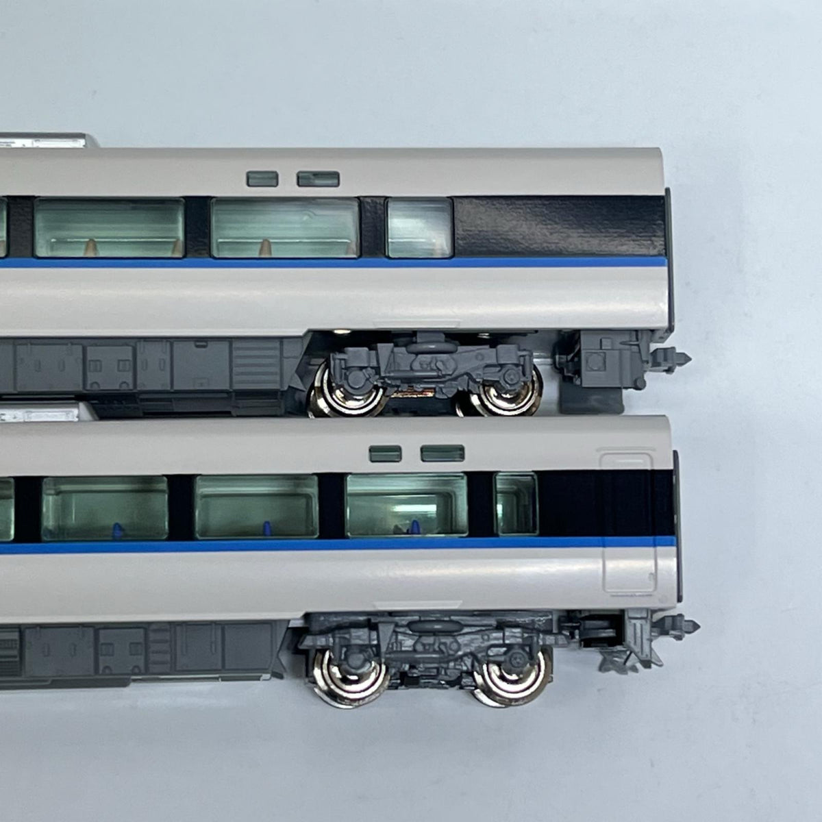 KATO 683系4000番台 サンダーバード(リニューアル車) 基本4両 KATO 10-2142 683系4000番台「サンダーバード」(リニューアル車) 基本セット4両 KATO/カトー/株式会社関水金属 鉄道模型車両
