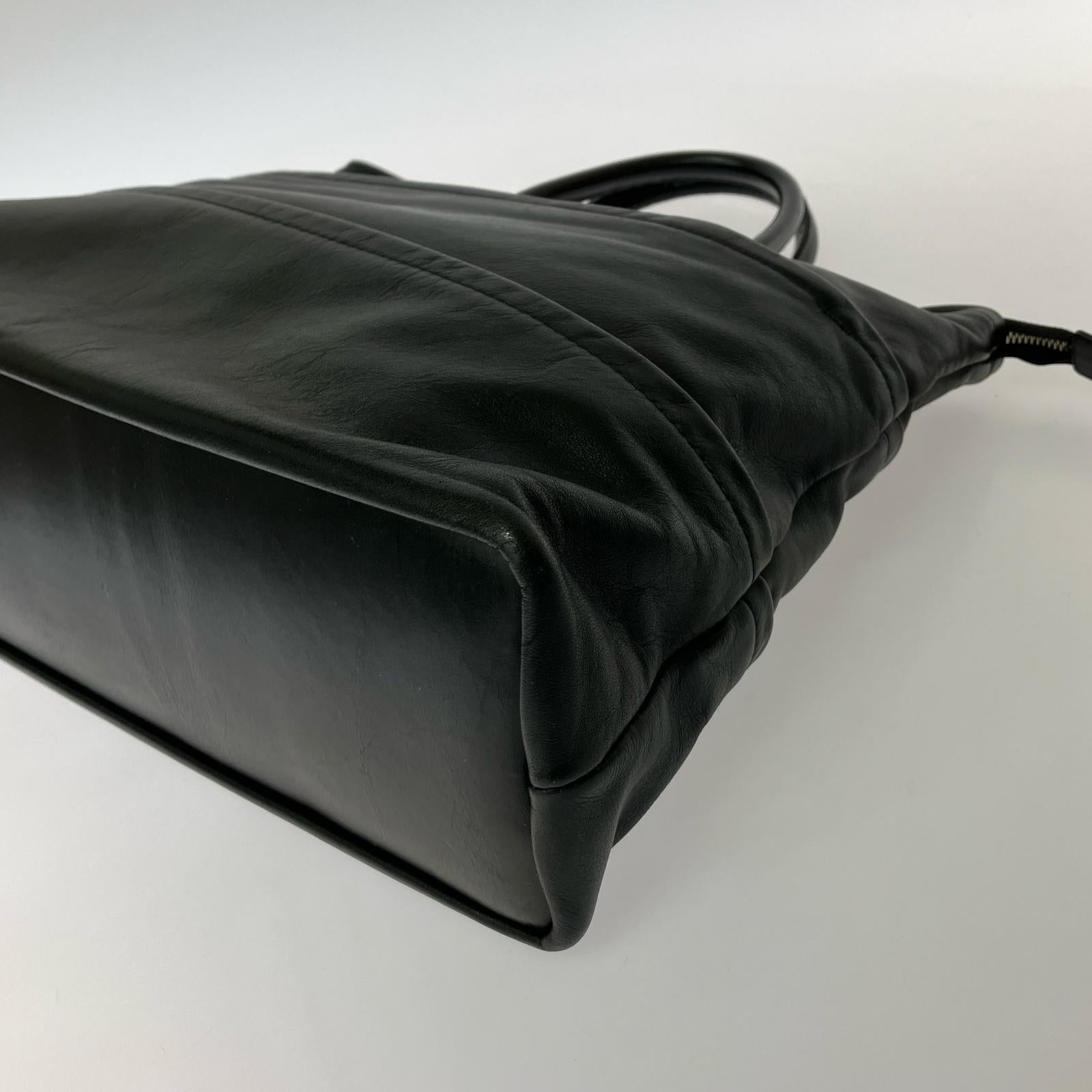 その他バッグ レザーハンドバッグ 黒 ブラック