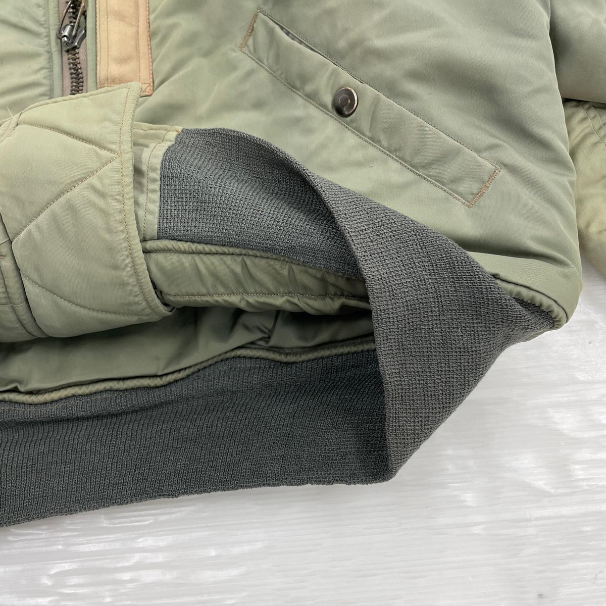 ジャケット M品番 MA-1 KHK M カーキ