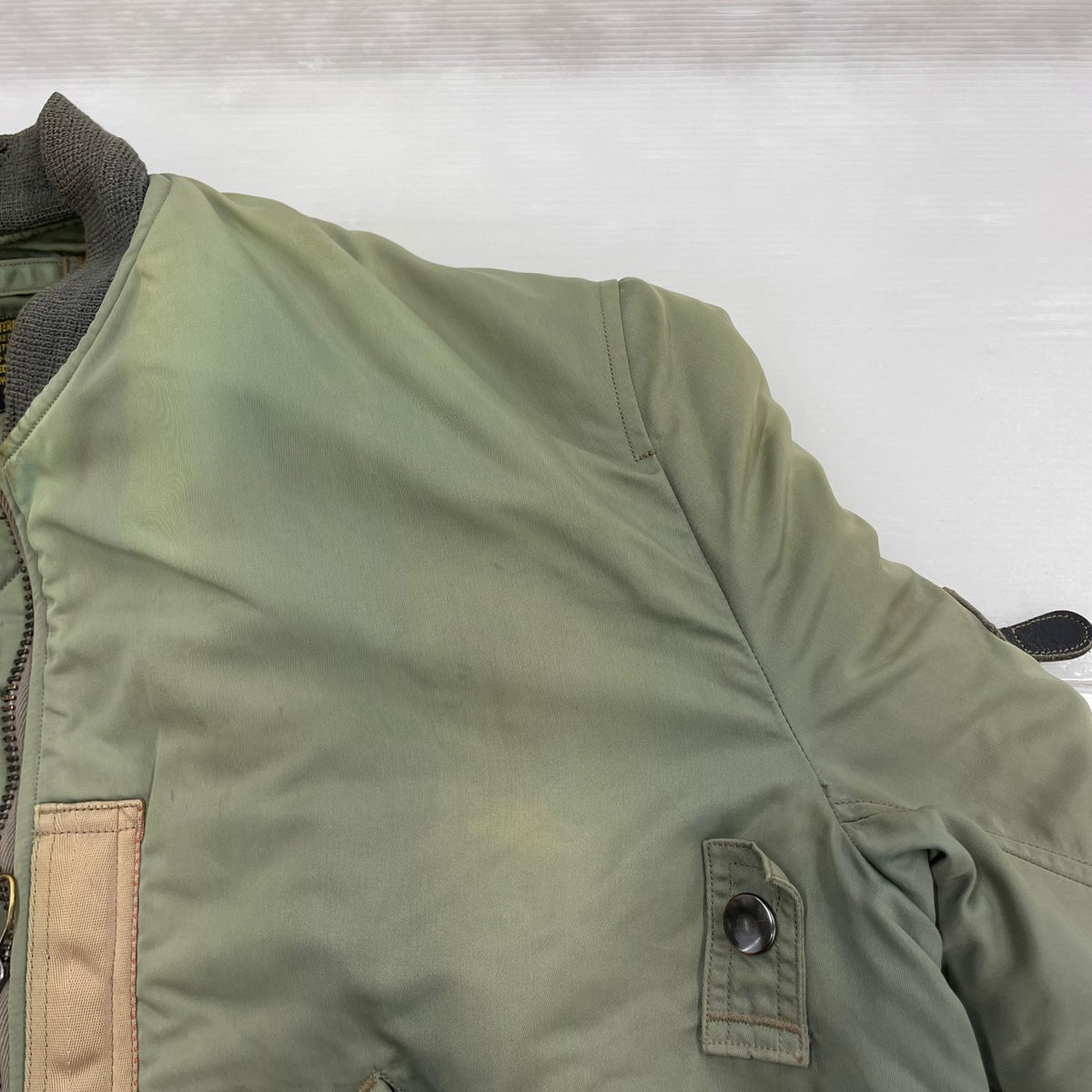 ジャケット M品番 MA-1 KHK M カーキ