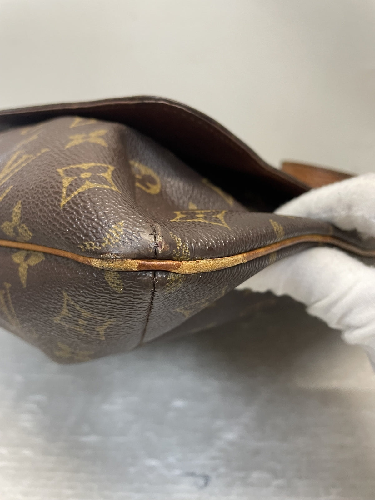 LOUIS VUITTON モノグラム ミュゼット ショルダーバッグ M51256