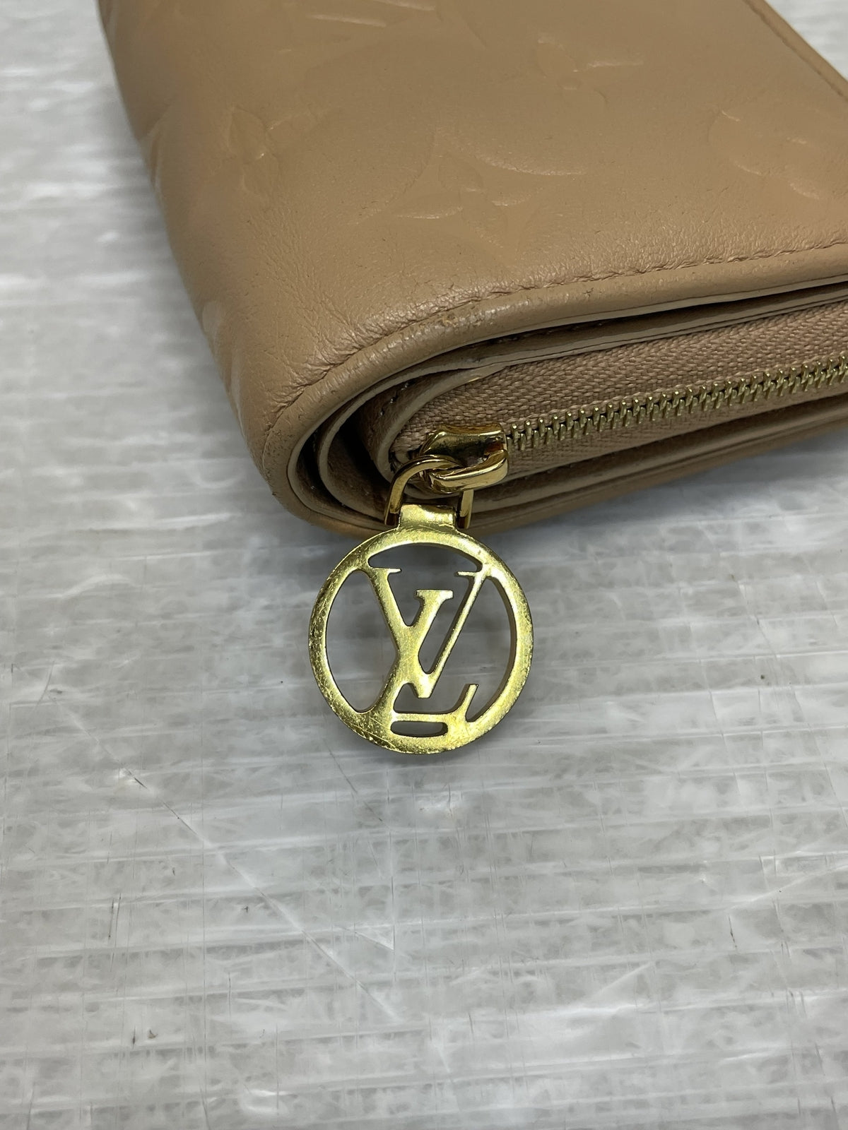 LOUIS VUITTON ポルトフォイユ ルー クッサン ミニウォレット M81673