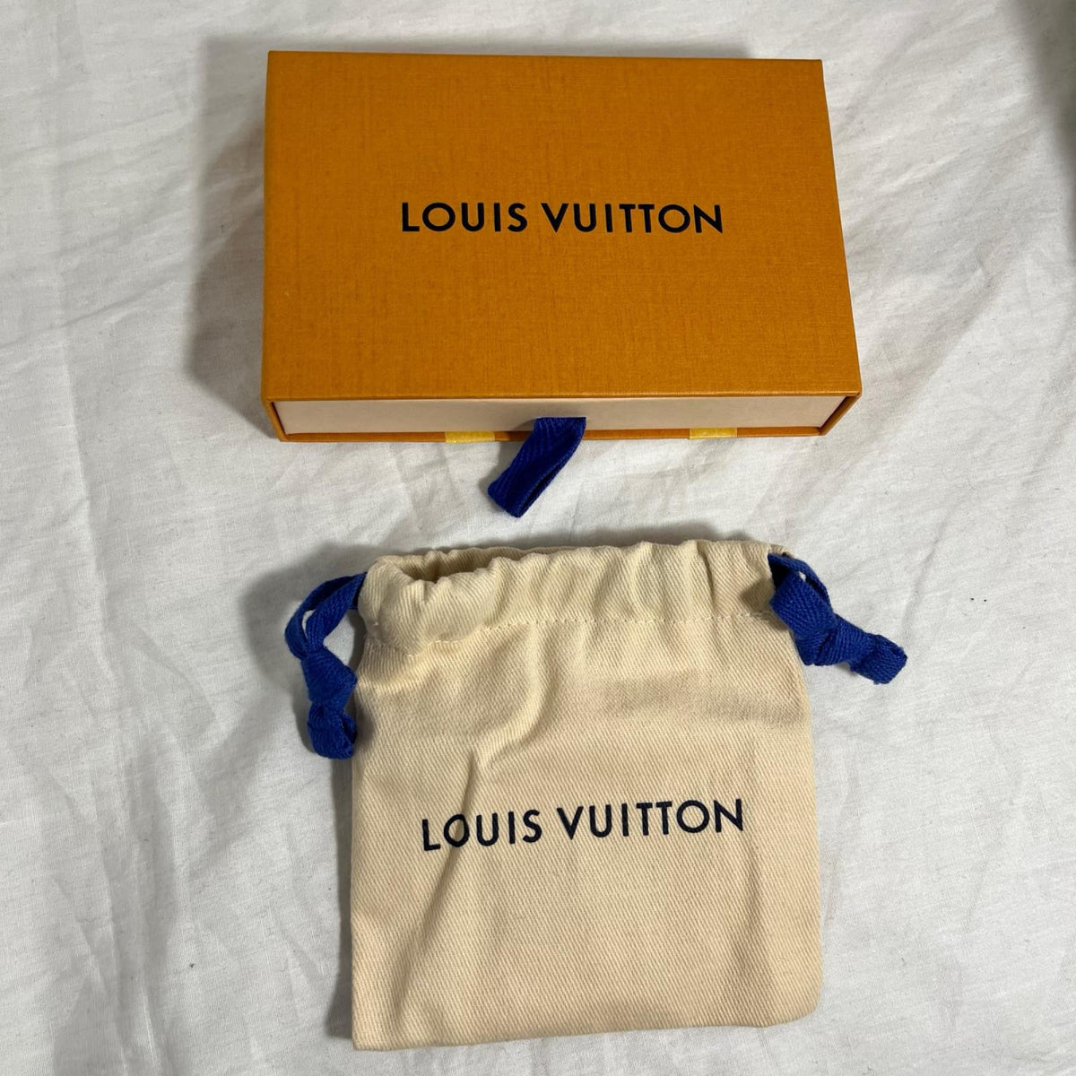 LV チェーン・LV ユアーズ M02740