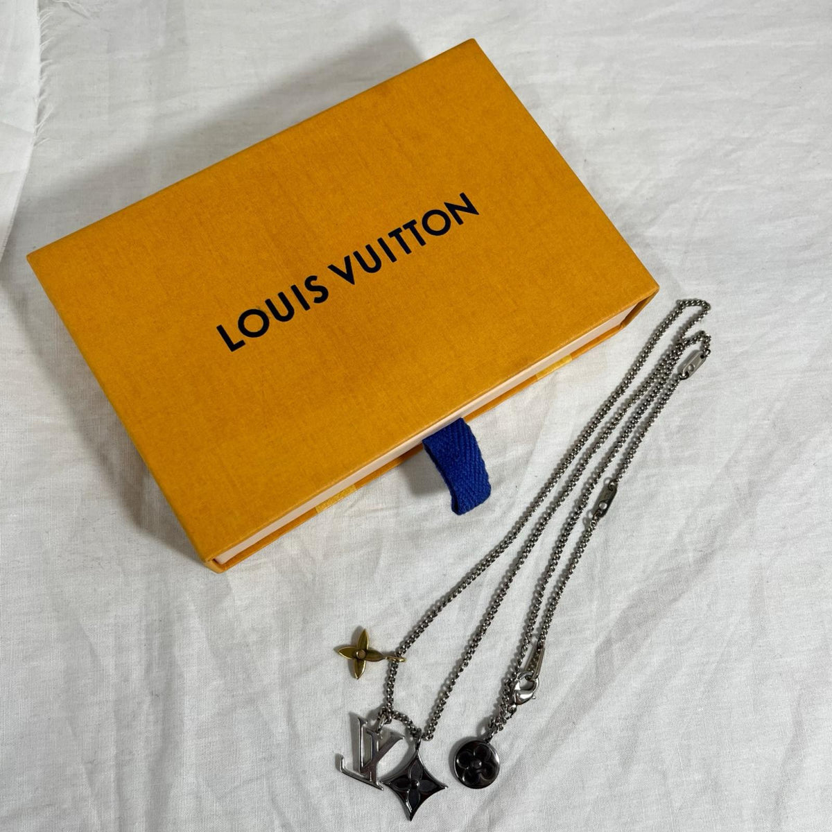 LV ペンダント・LV インスティンクト M00521