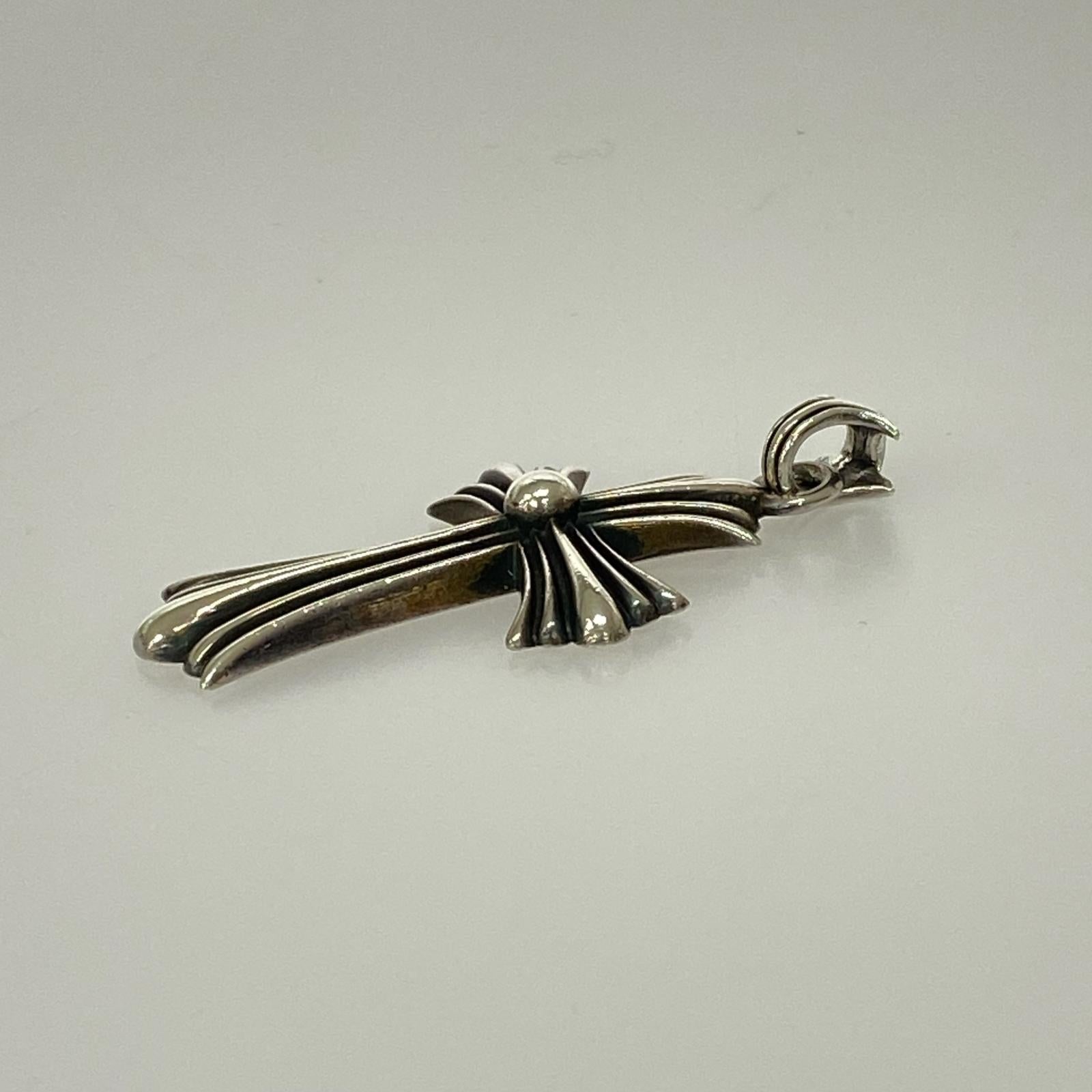 その他アクセサリー A&G　クロス　ペンダントトップ シルバー