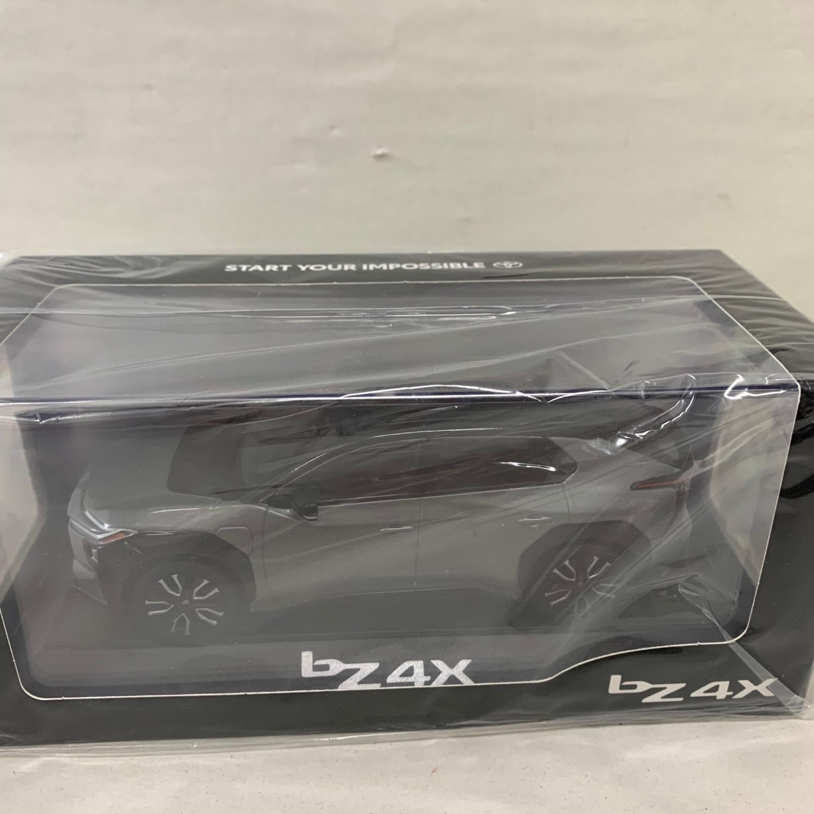 1/30 bz4x ブラックxプレシャスメタル カラーサンプル