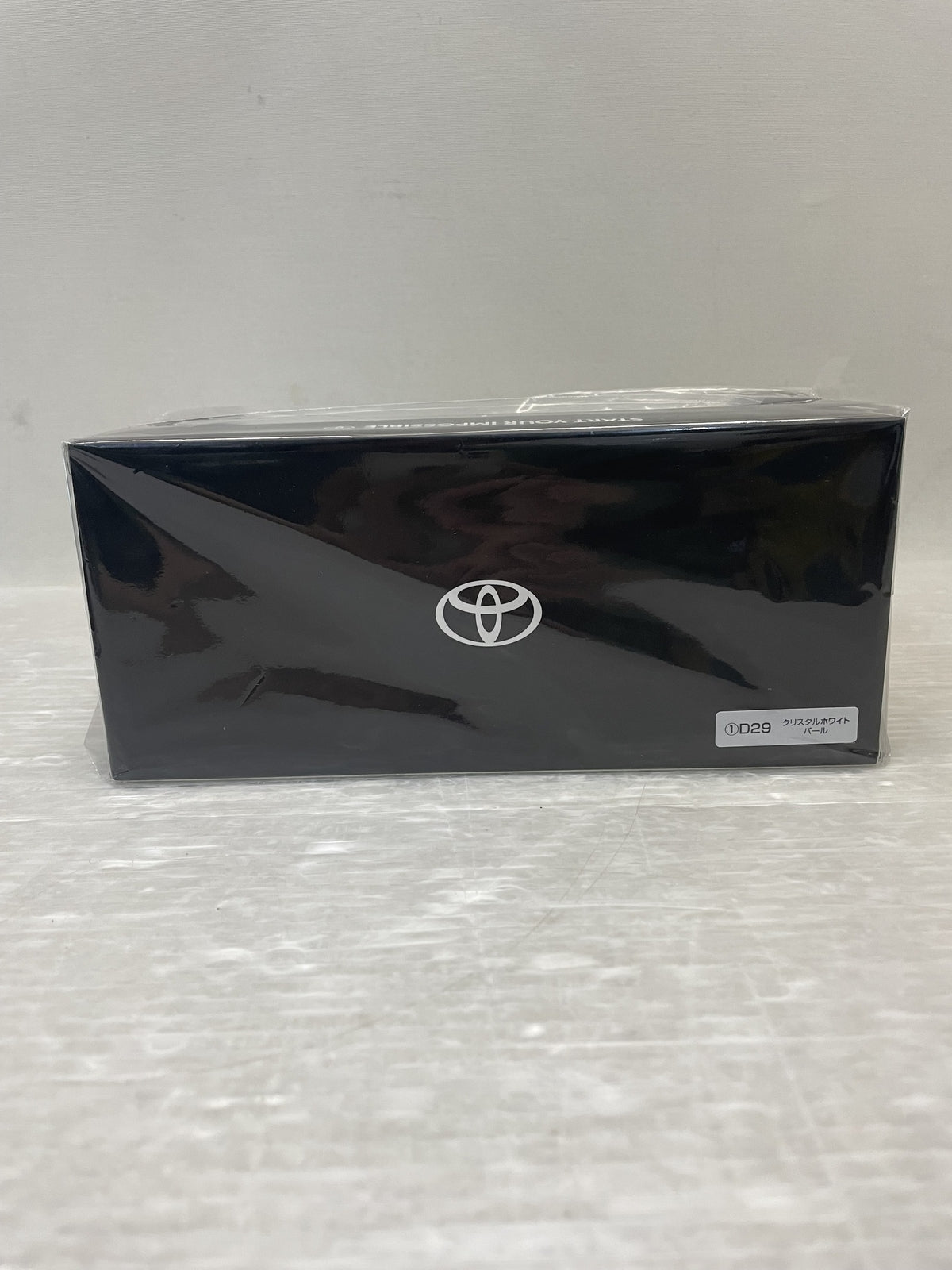 1/30 bz4x touring クリスタルホワイトパール カラーサンプル