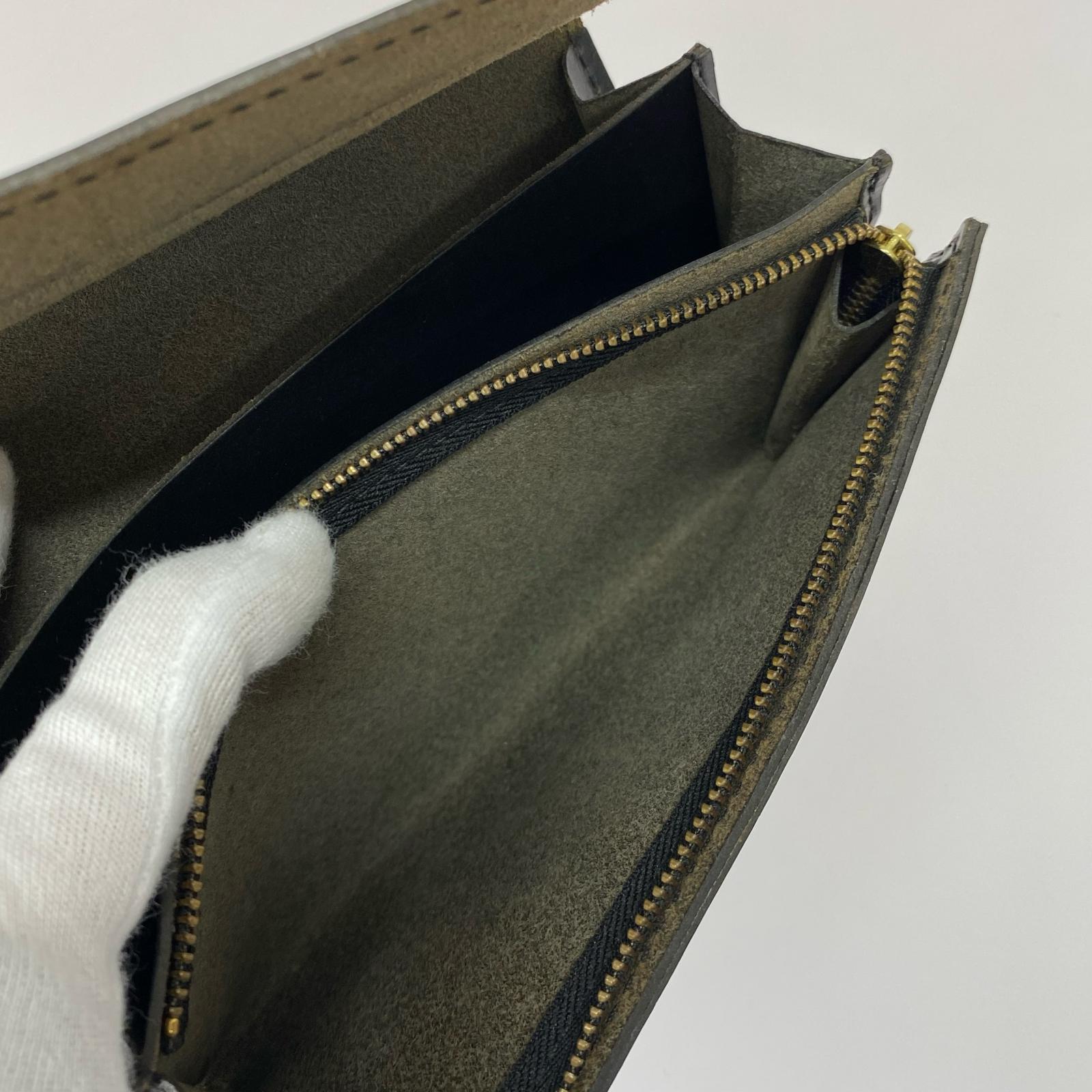 長財布 トラッカーウォレット ブラック
