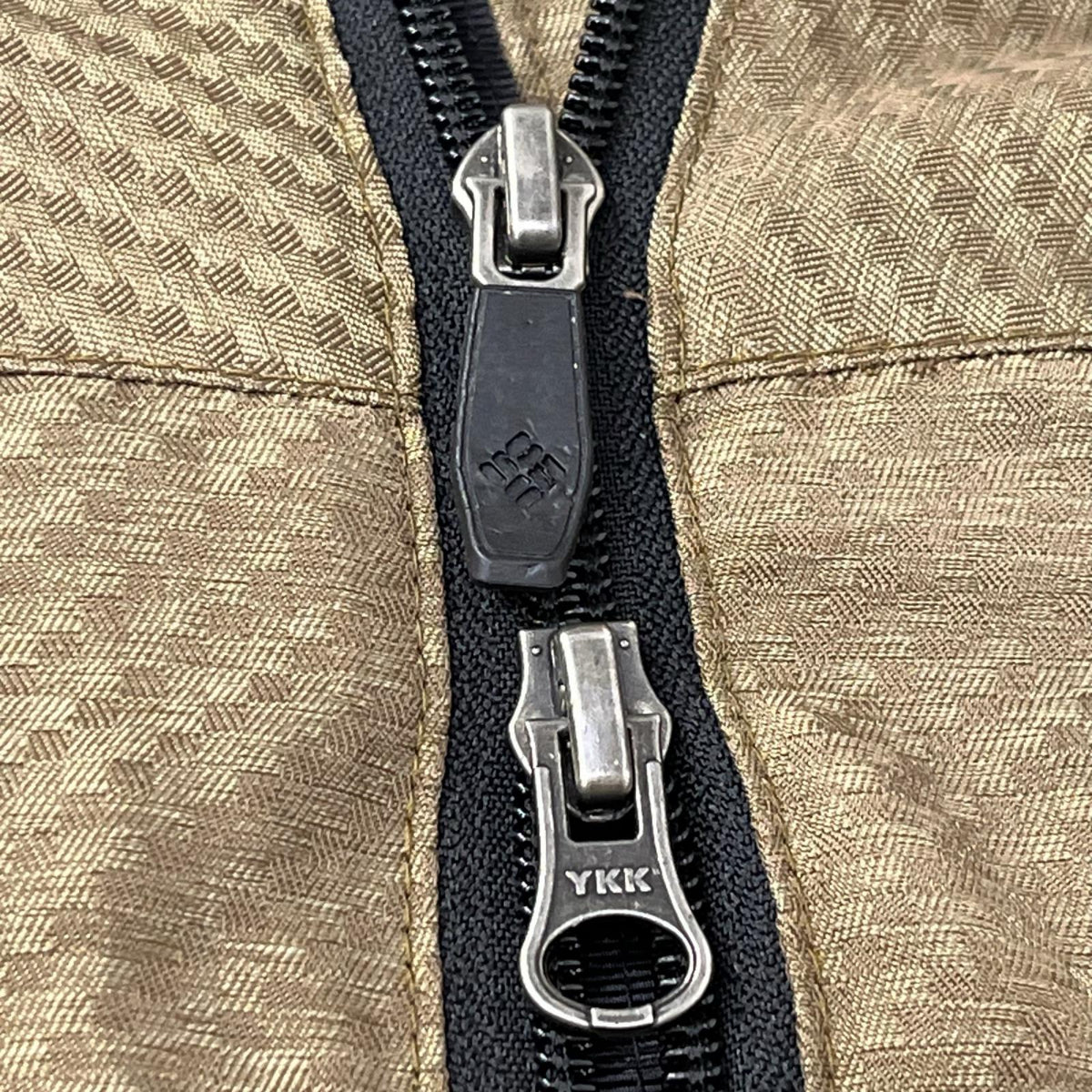 ジャケット Columbia ﾏｳﾝﾃﾝﾊﾟｰｶｰ M ブラウン