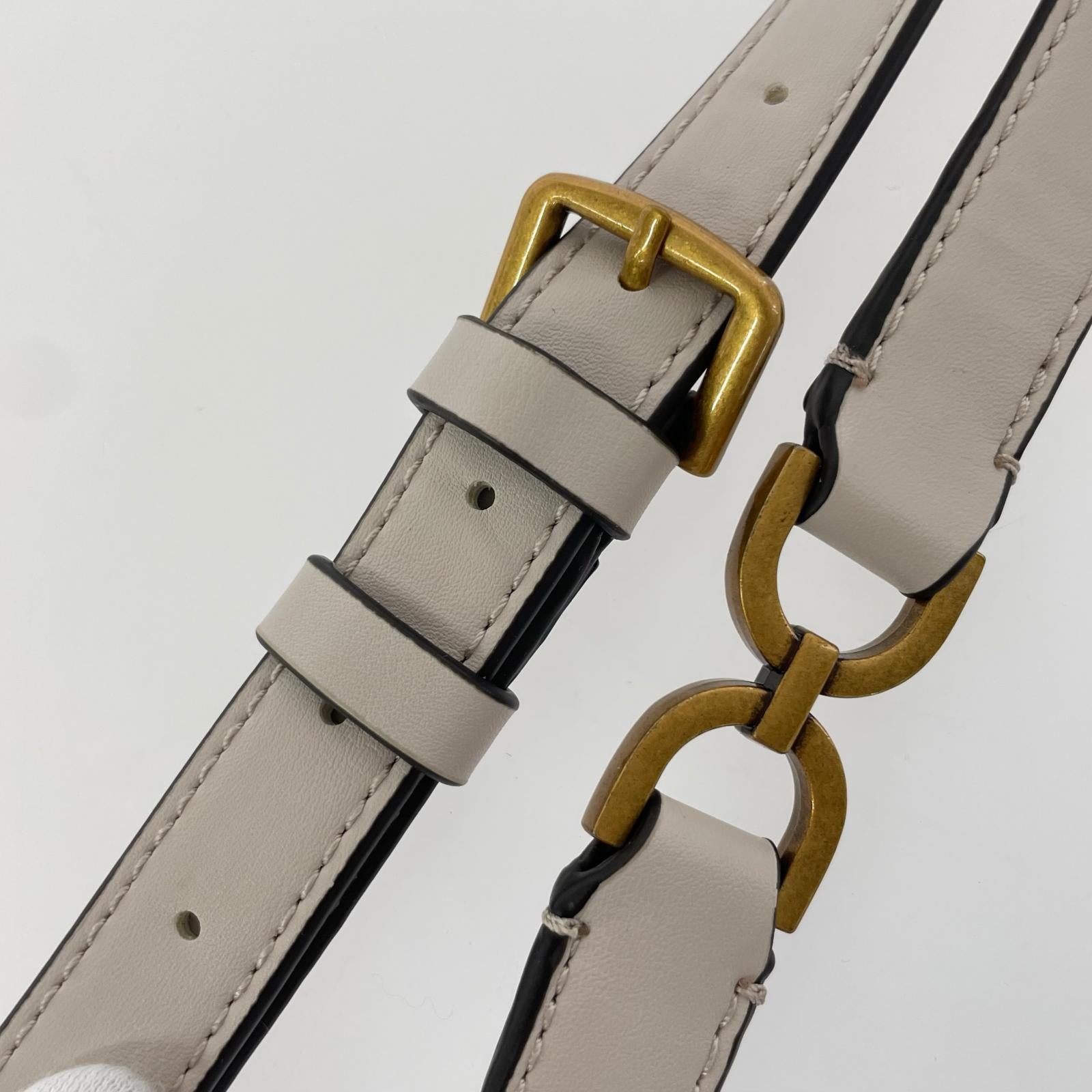 ショルダーバッグ DAGAN Crossbody Flap ピンク