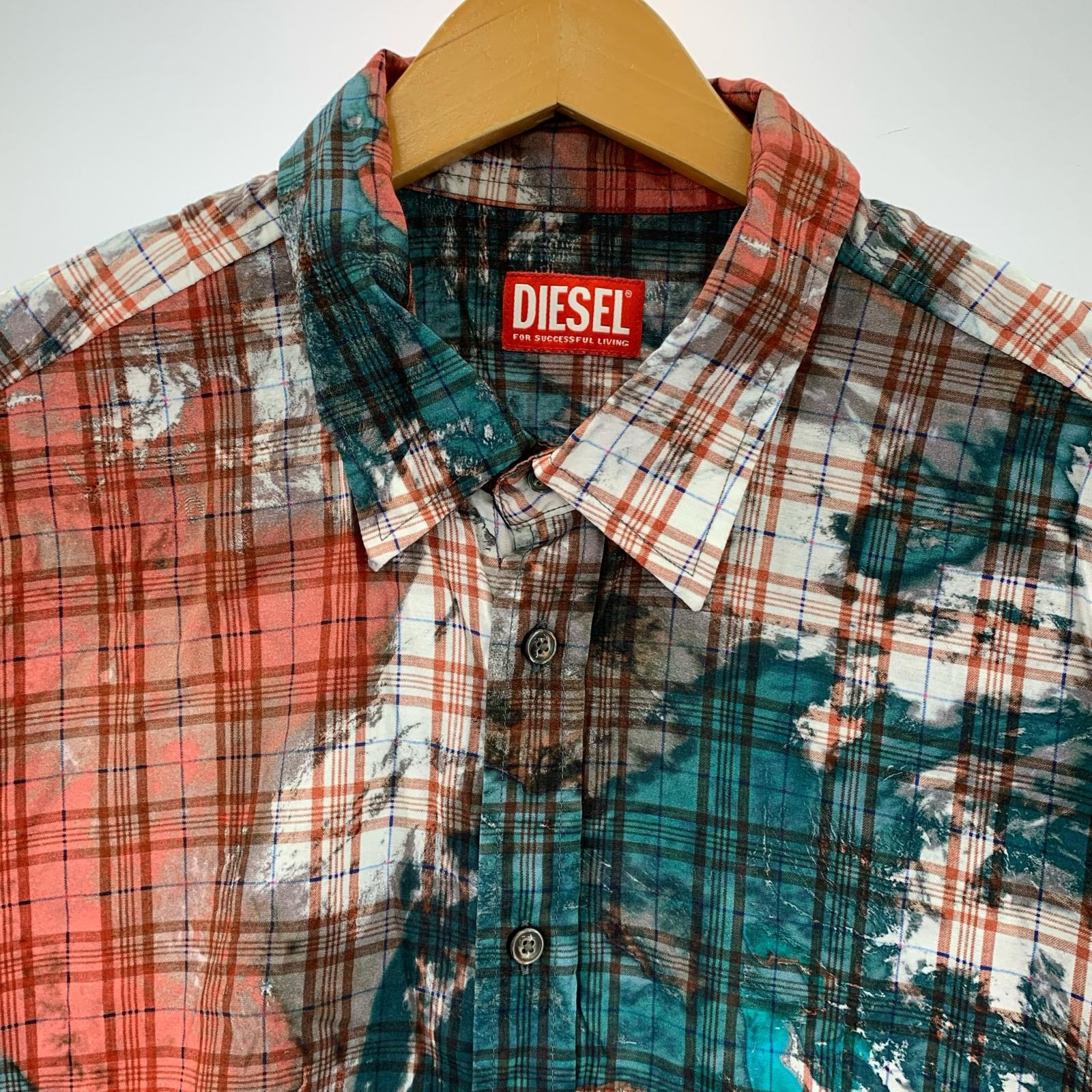 半袖シャツ DIESEL 23SS S-Umbe-Ssl-Globe（50） 50