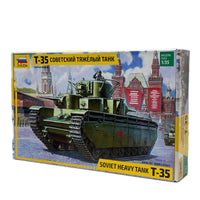 ZVEZDA 1/35 SOVIET HEAVY TANK T-35 ズベズダ 1/35 ソビエト T-35重戦車 プラモデル ZVEZDA 3667 ズベズダ（ZVEZDA） ミリタリープラモ