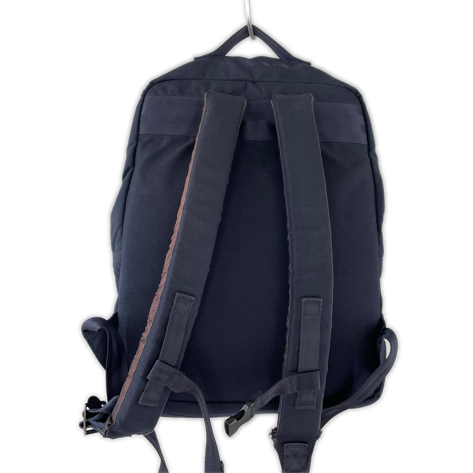リュック・デイパック NEWTON BUSINESS RUCKSACK ネイビー