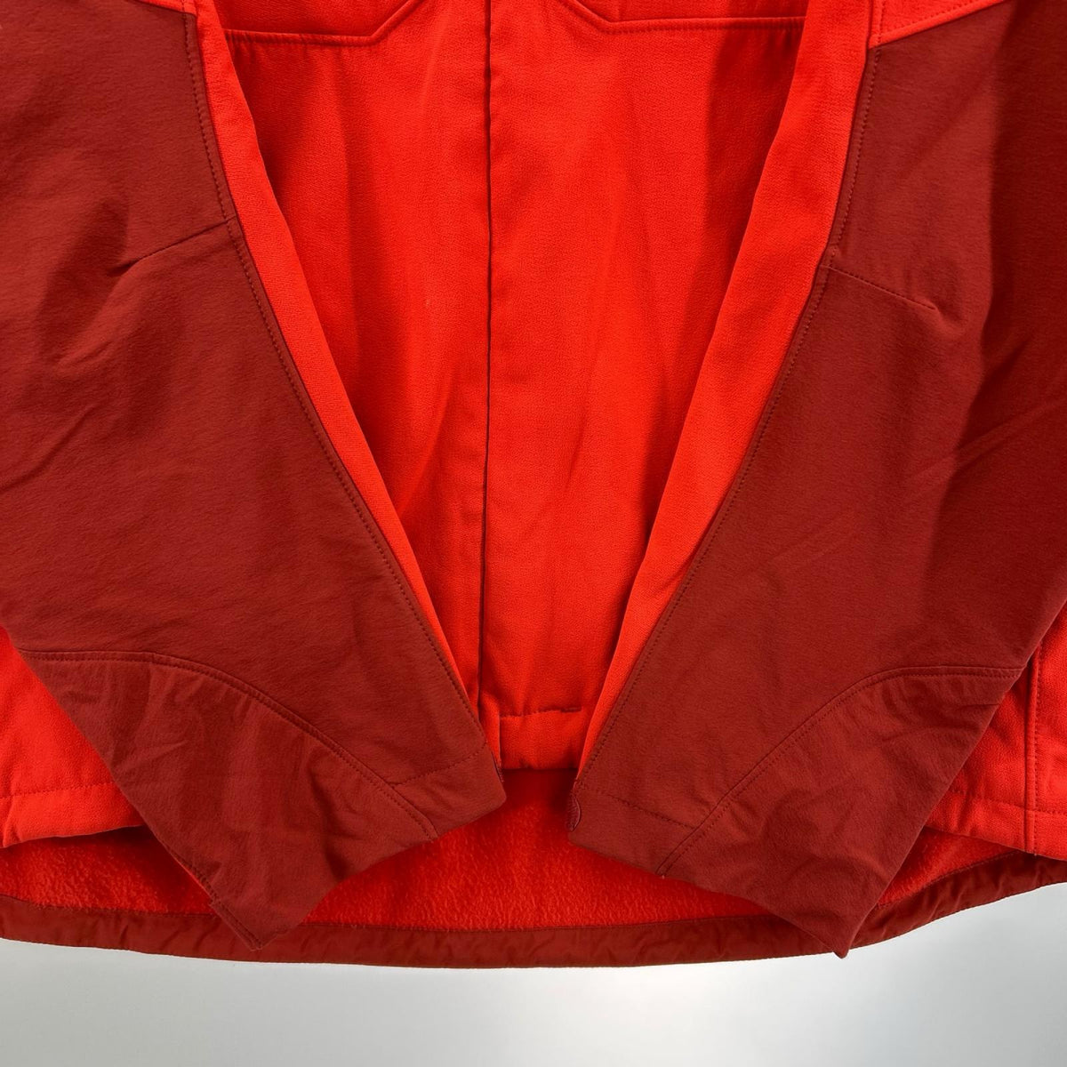 マウンテンパーカー ロッシュパーカー (XL) 赤 レッド