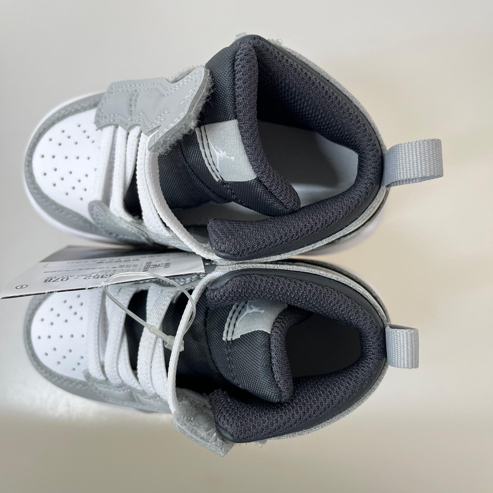その他靴 AJ1 MID AR6352-078 (12.0cm) グレー