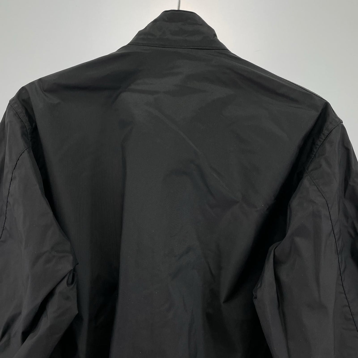 ジャケット ｲﾝﾀｰﾅｼｮﾅﾙ ﾅｲﾛﾝ 黒 (M) L ブラック