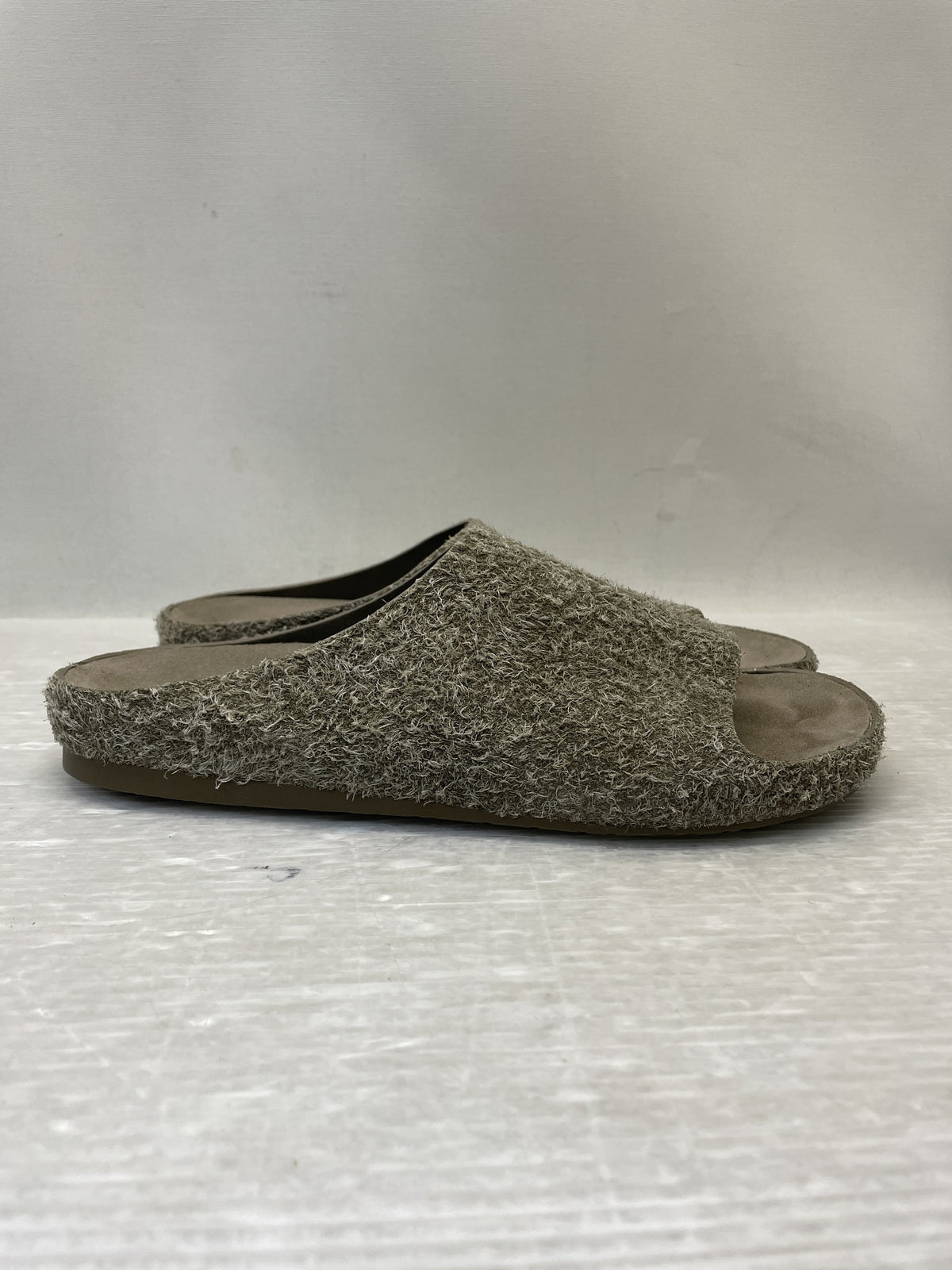 LOEWE スエード サンダル