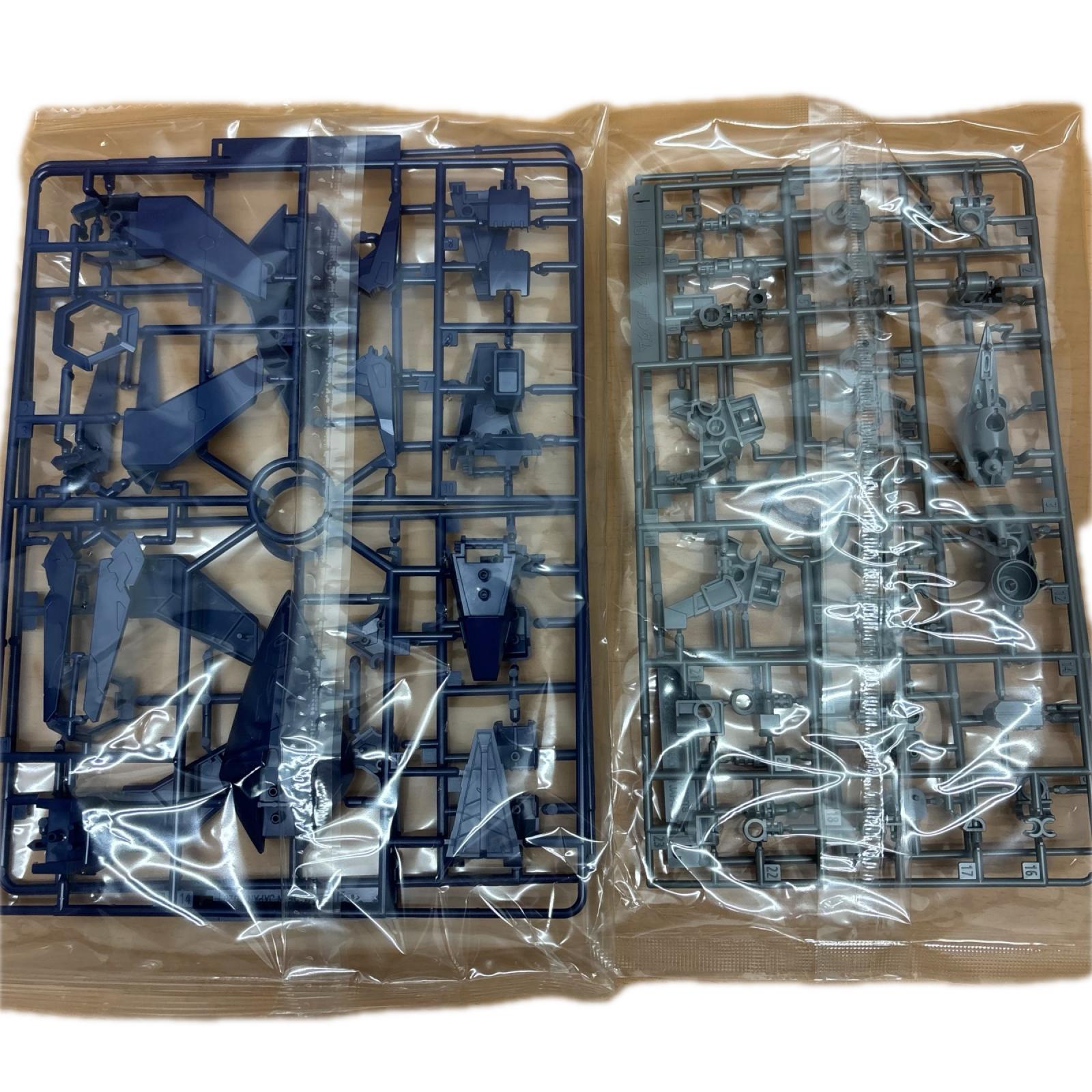 HGUC 1/144 Ξガンダム プラモデル　ガンダム バンダイ ガンプラ