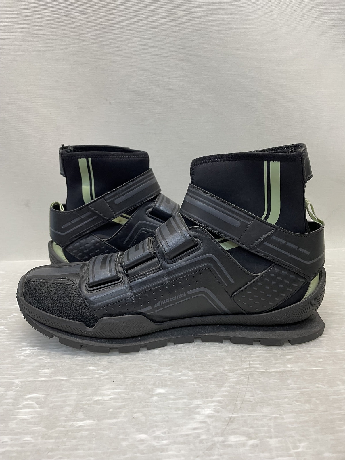 スニーカー DIESEL ハイカットスニーカー 黒