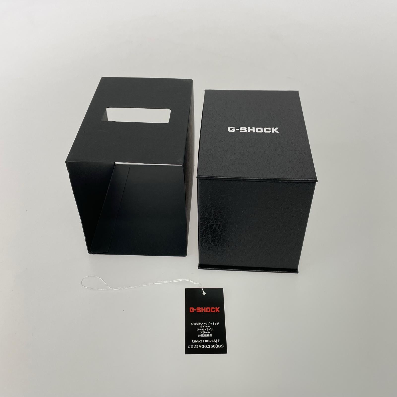 腕時計 メタルベゼル GM-2100 シルバー