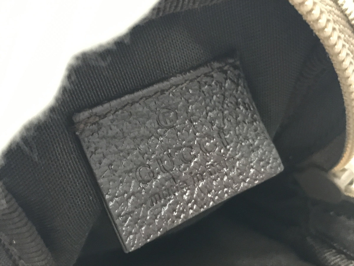GUCCI GGキャンバス シガレットケース