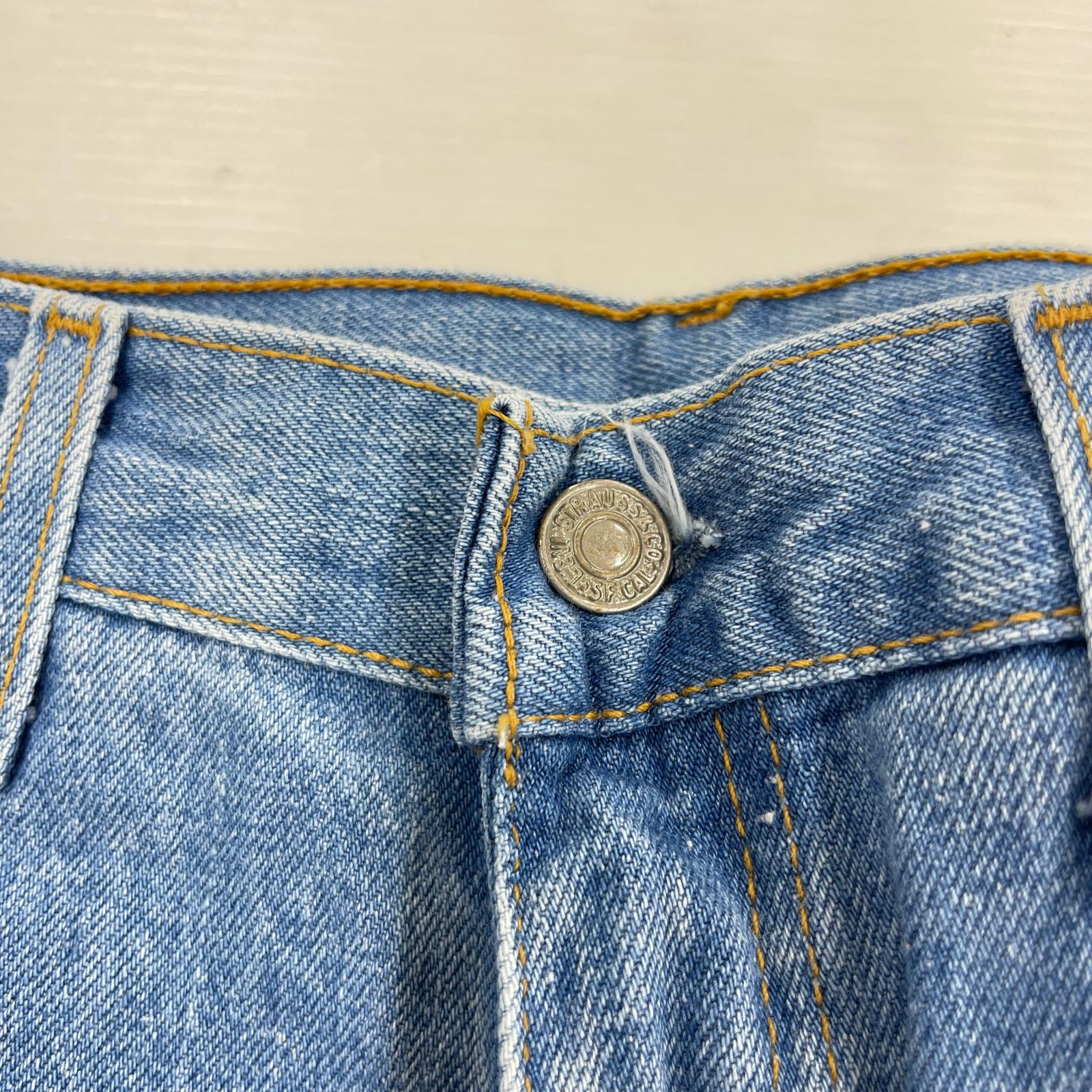デニムパンツ Levi's デニム・ジーンズ ブルー