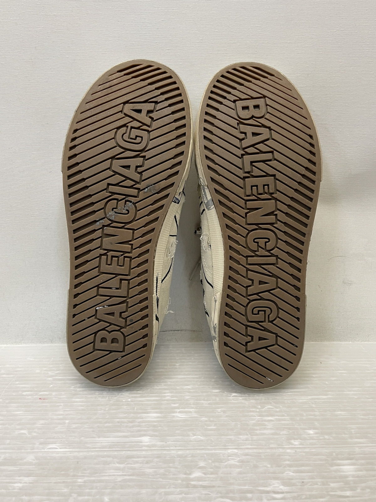 BALENCIAGA PARIS LOW TOP GRAFITY 27.0cm