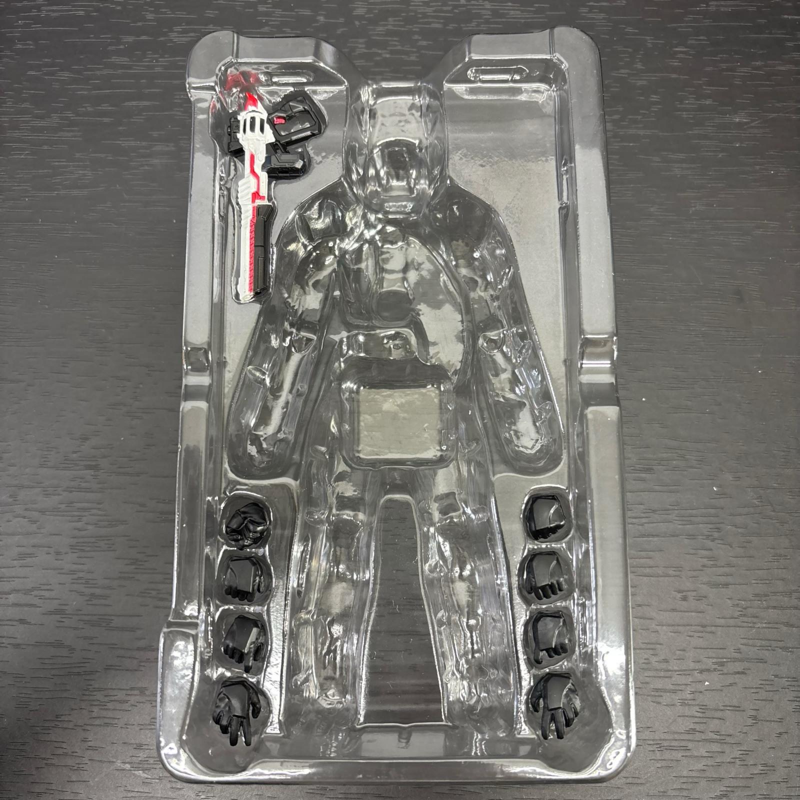 S.H.Figuarts 仮面ライダーセイバー ブレイブドラゴン フィギュア/グッズ