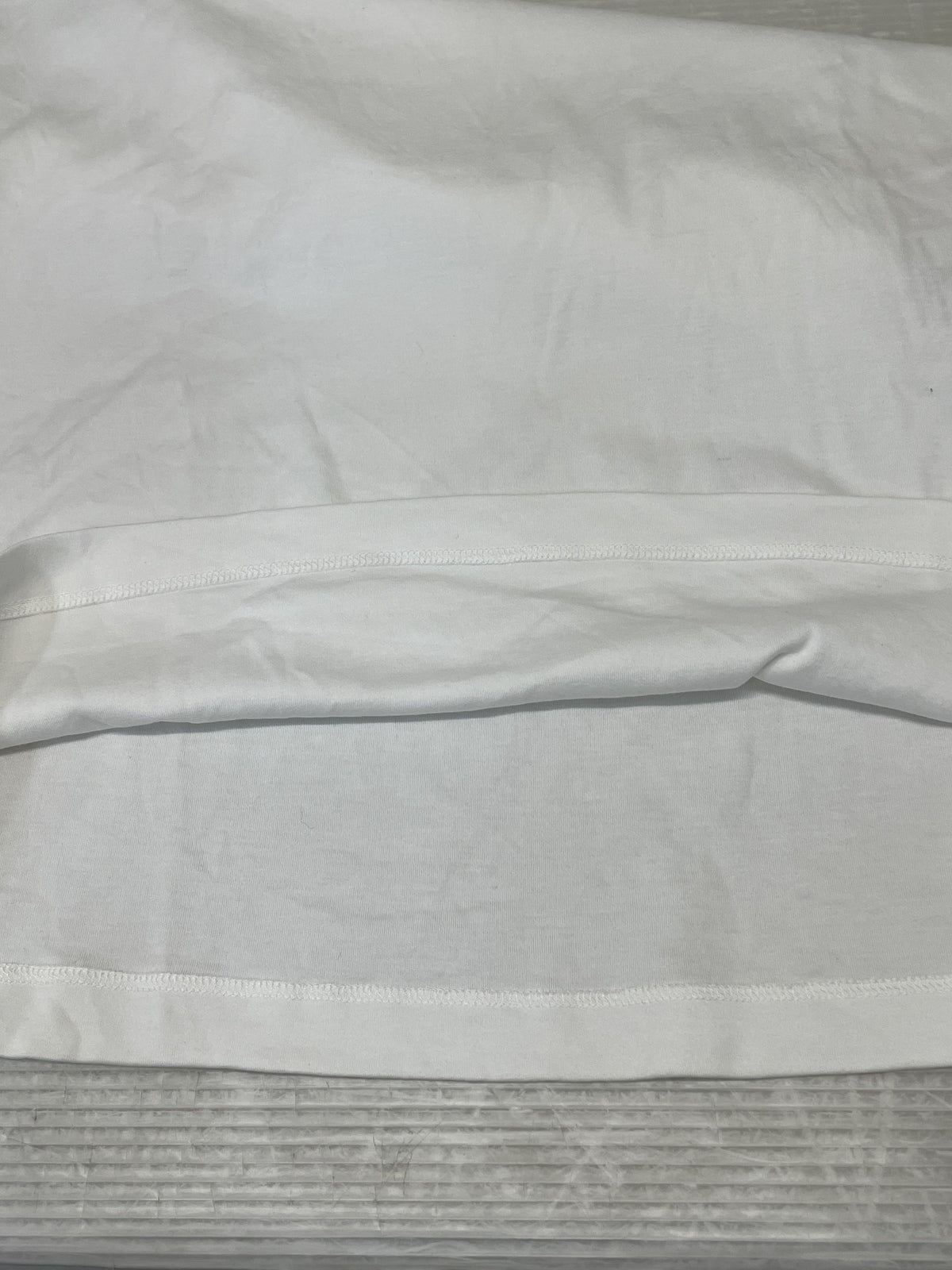 LOUIS VUITTON 23SS LVチェーンTシャツ XS 白 RW231W UOL FOTS44