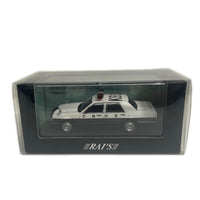 日産 セドリック (YPY31) 1995 京都府警察交通部交通機動隊車両 日産 セドリック (YPY31) 1995 京都府警察交通部交通機動隊車両 RAI’S スケールカー