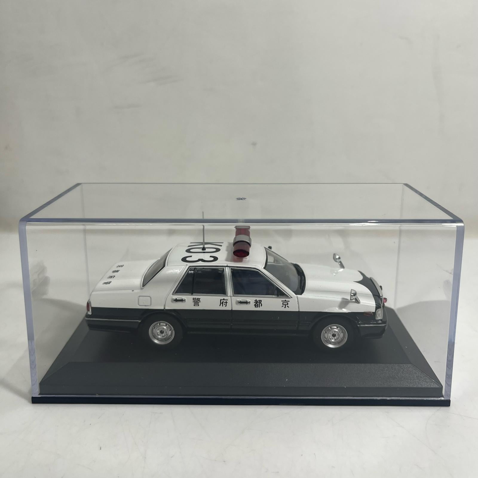 日産 セドリック (YPY31) 1995 京都府警察交通部交通機動隊車両 日産 セドリック (YPY31) 1995 京都府警察交通部交通機動隊車両 RAI’S スケールカー