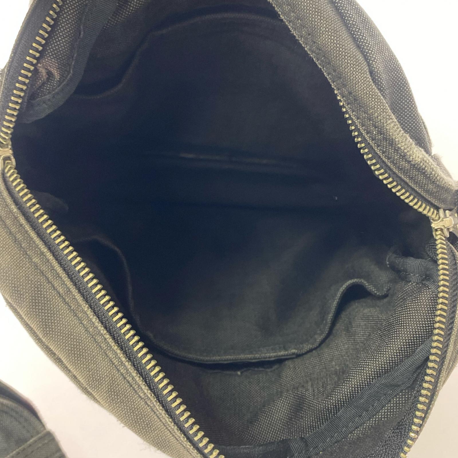 ショルダーバッグ SMOKY ショルダーバッグ ブラック