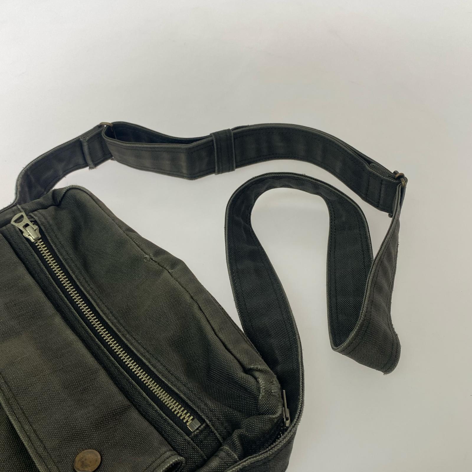 ショルダーバッグ SMOKY ショルダーバッグ ブラック