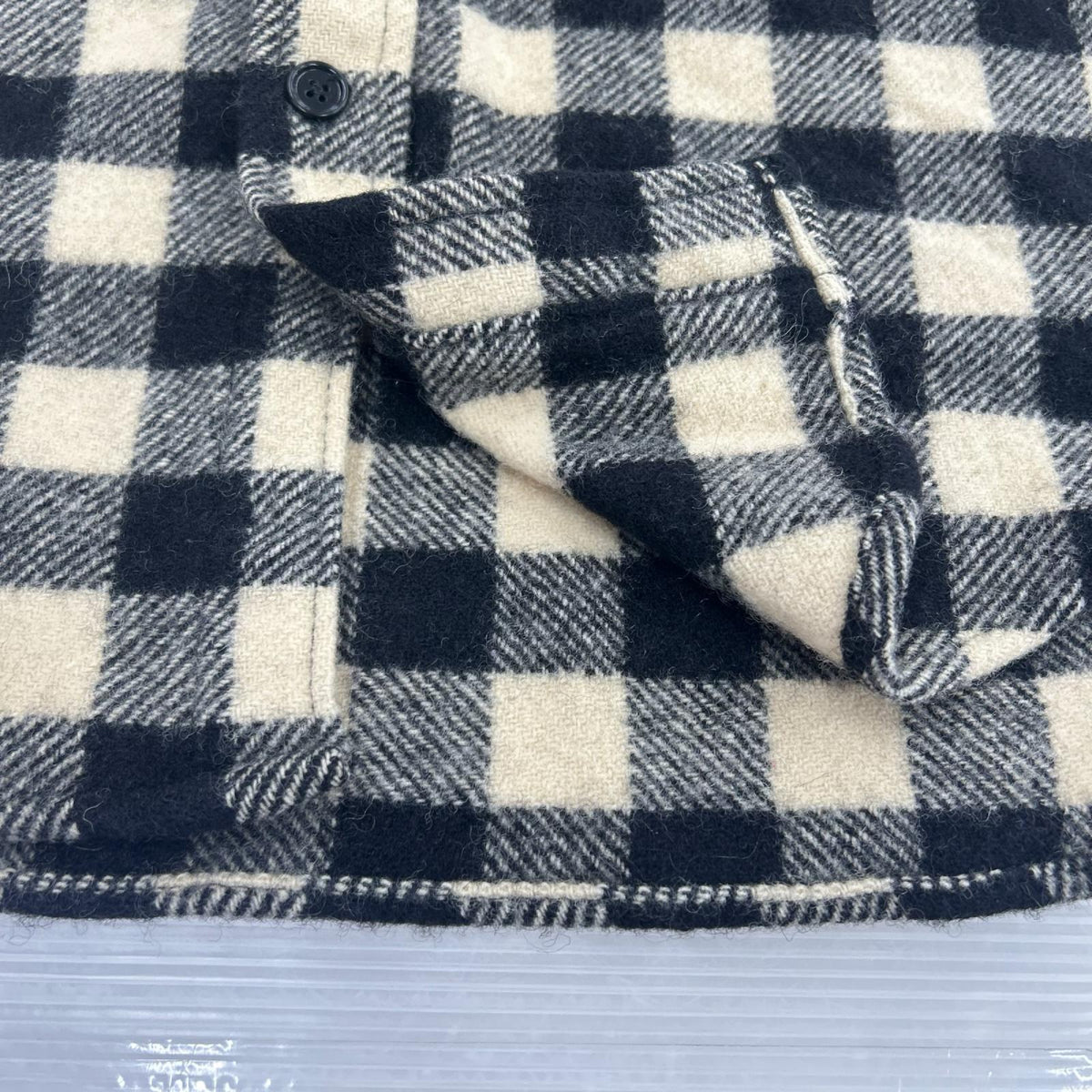 長袖シャツ L.L.Bean OLD FRIENDS ﾊﾞｯﾌｧｰﾛｰﾁｪｯｸ ｳｰﾙｼｬﾂｼﾞｬｹｯﾄ M ﾎﾜｲﾄ×ﾌﾞﾗｯｸ M ブラック