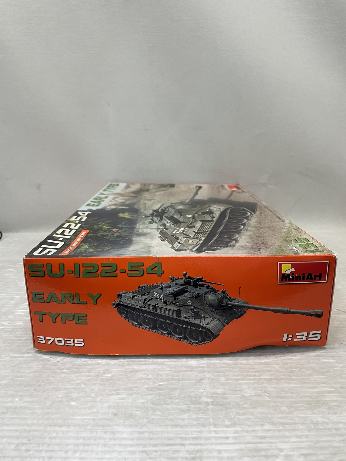 1/35 SU-122-54初期型 ミリタリープラモ
