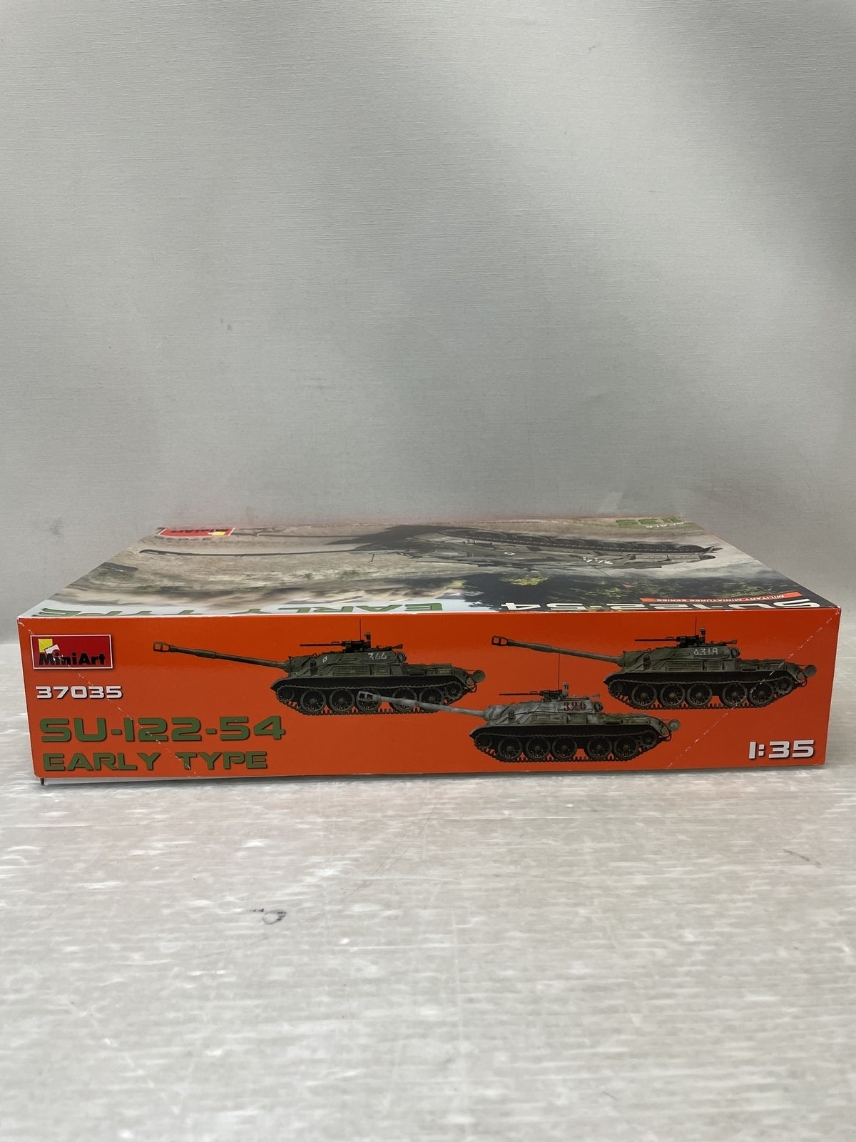 1/35 SU-122-54初期型 ミリタリープラモ