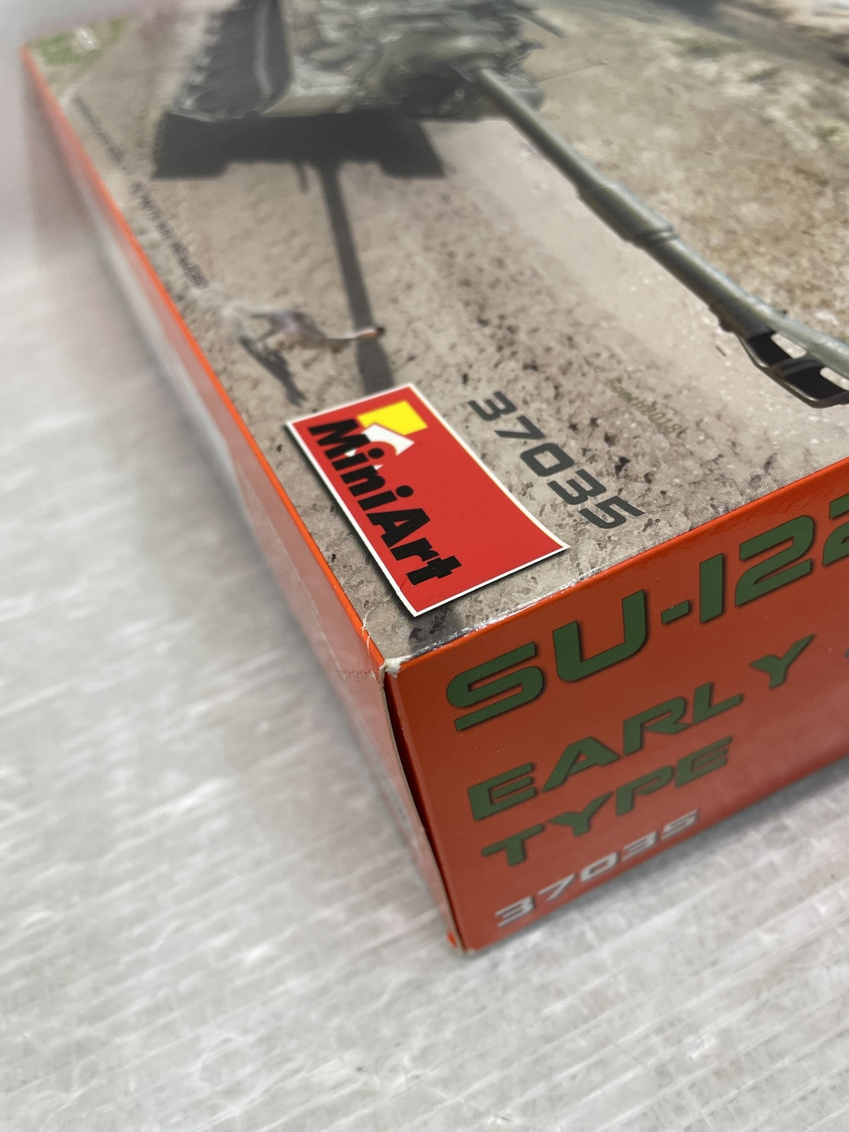 1/35 SU-122-54初期型 ミリタリープラモ