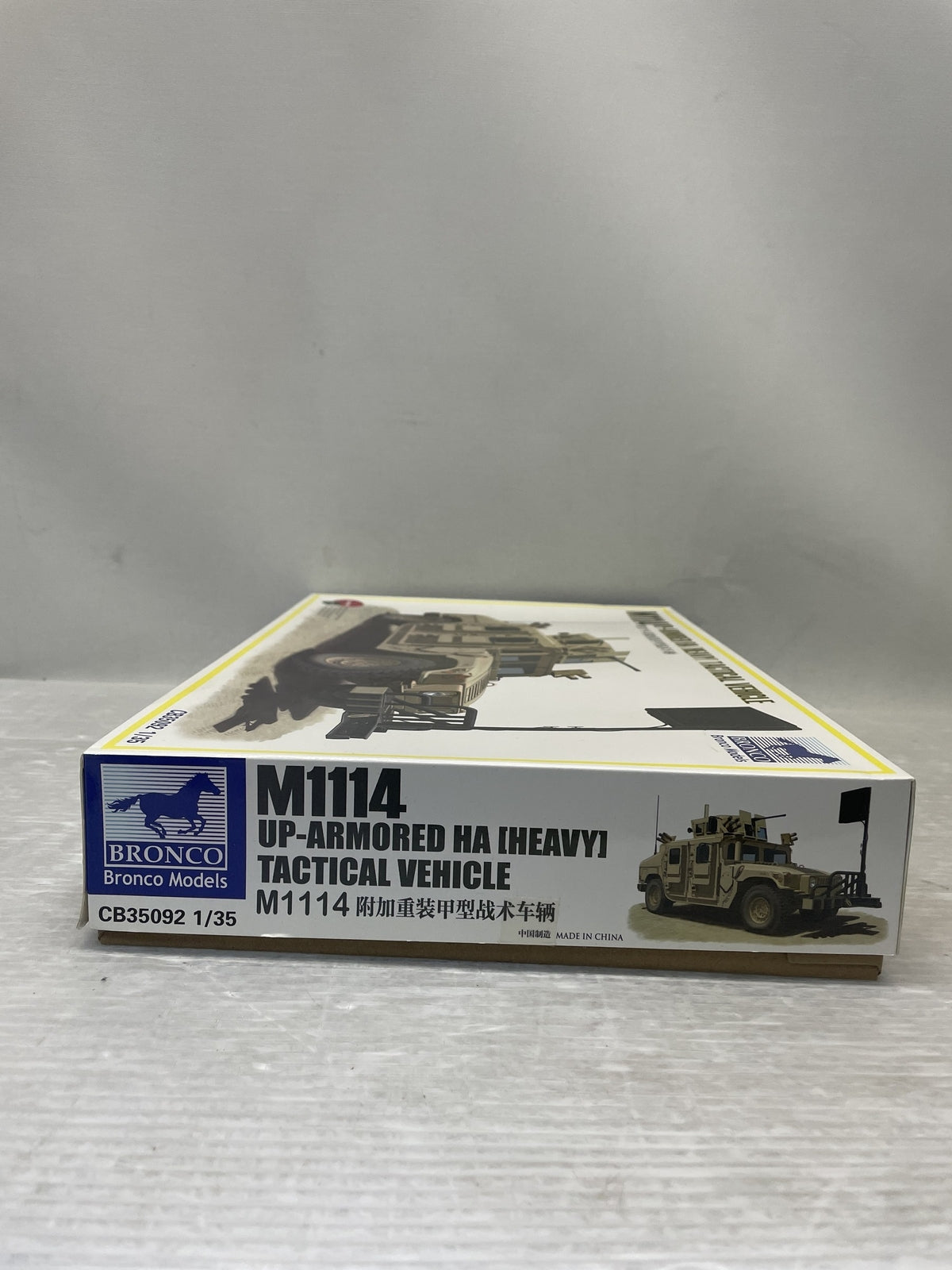 1/35 アメリカ軍 M1114 ハンヴィー 装甲強化型 ミリタリープラモ