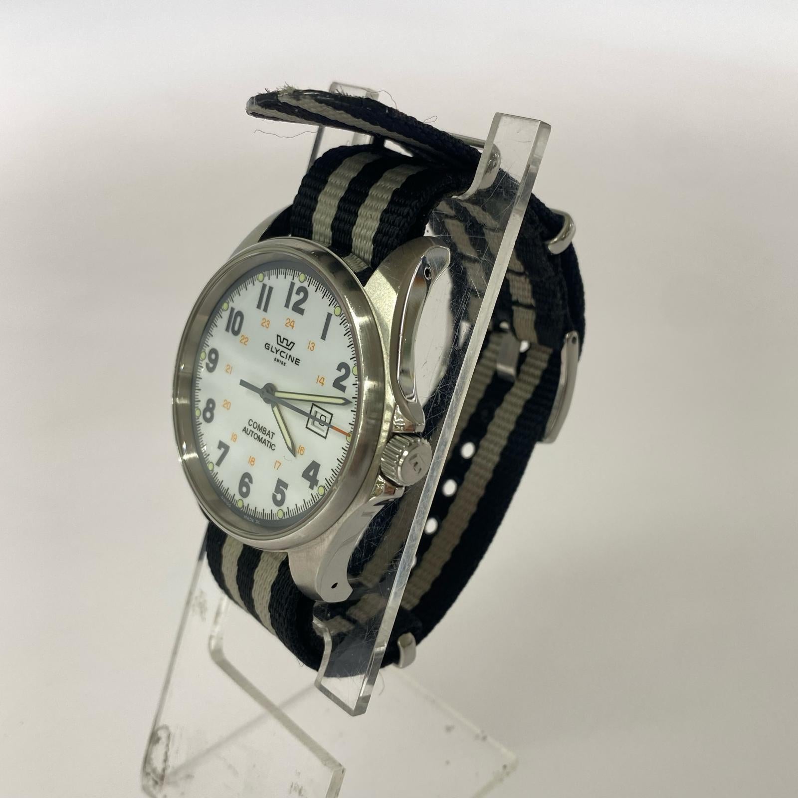 腕時計 GLYCINE COMBAT 6 VINTAGE 時計 ホワイト