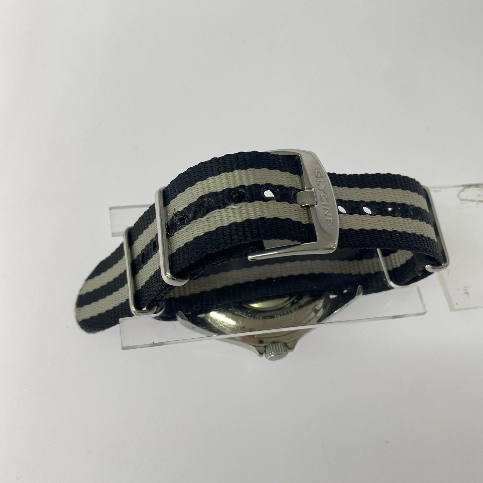 腕時計 GLYCINE COMBAT 6 VINTAGE 時計 ホワイト