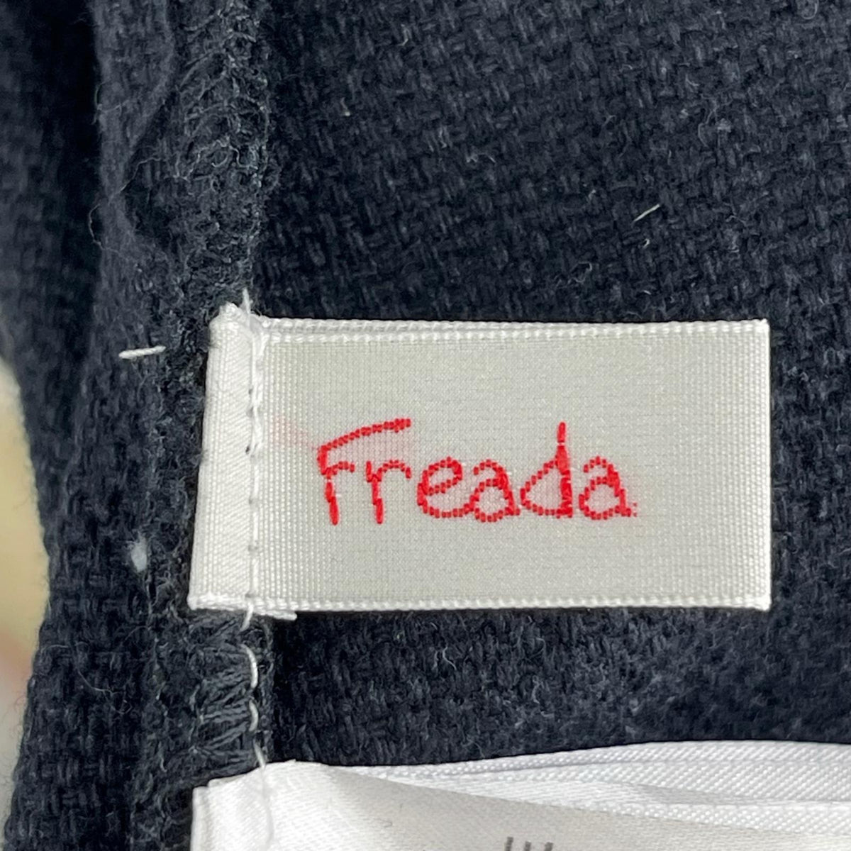 その他アウター Freada ｲﾝﾄﾞ刺繍 前開きガウン ブラック