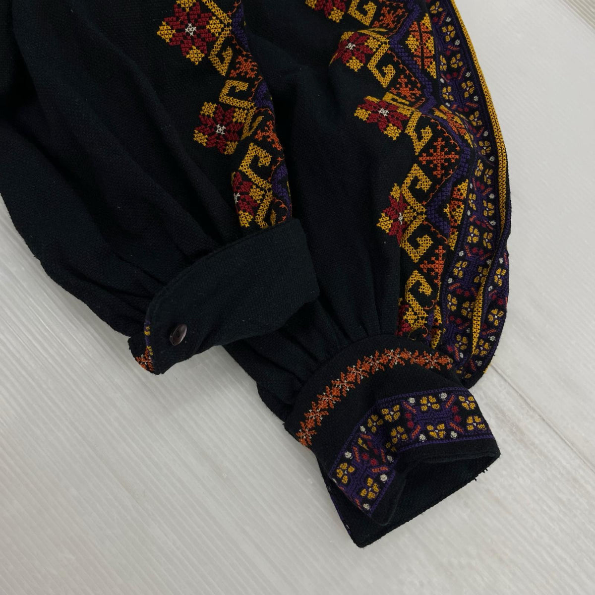 その他アウター Freada ｲﾝﾄﾞ刺繍 前開きガウン ブラック