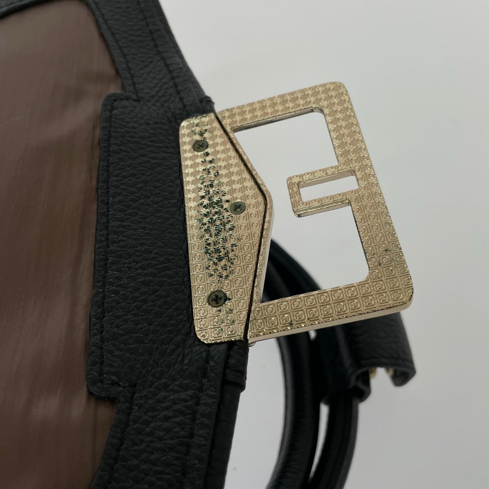 ショルダーバッグ BLK ブラック