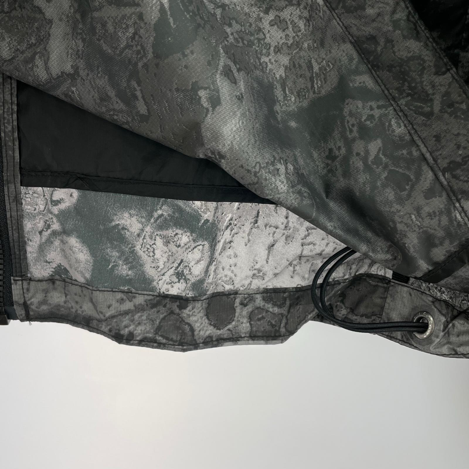 マウンテンパーカー M 総柄 グレー ACG M グレー