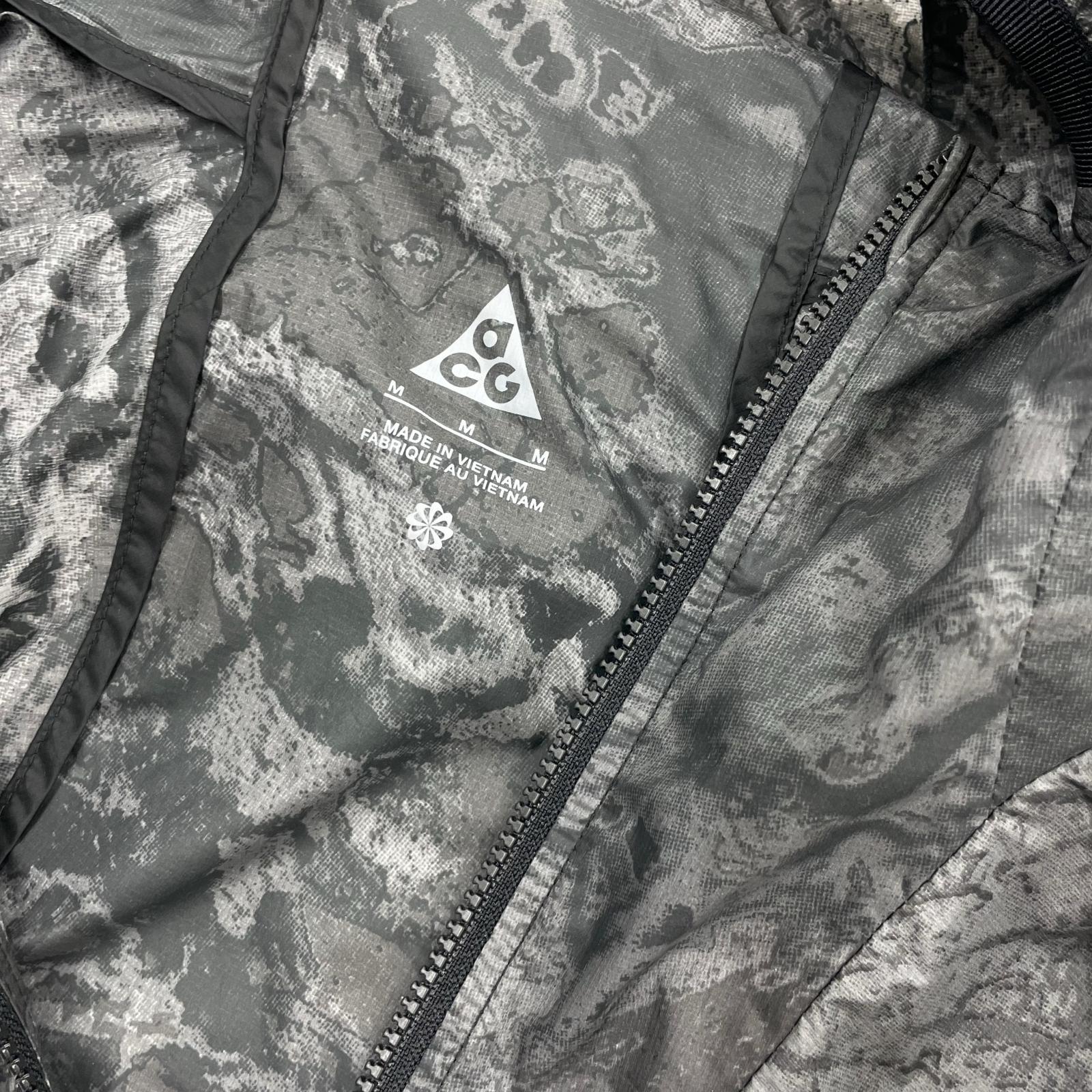 マウンテンパーカー M 総柄 グレー ACG M グレー