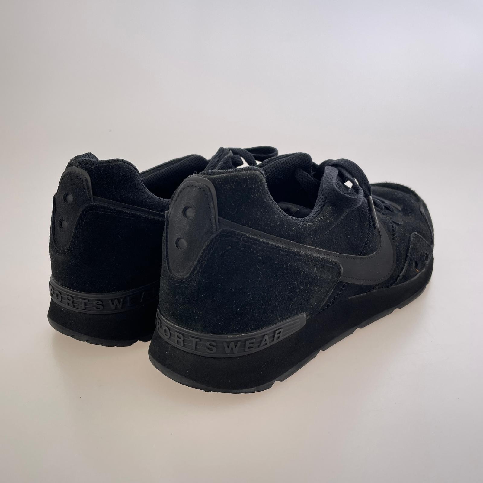 スニーカー VENTURE RUNNER SUEDE CQ4557-002 28.5 28.5cm (US10 1/2 UK10 EU47) ブラック