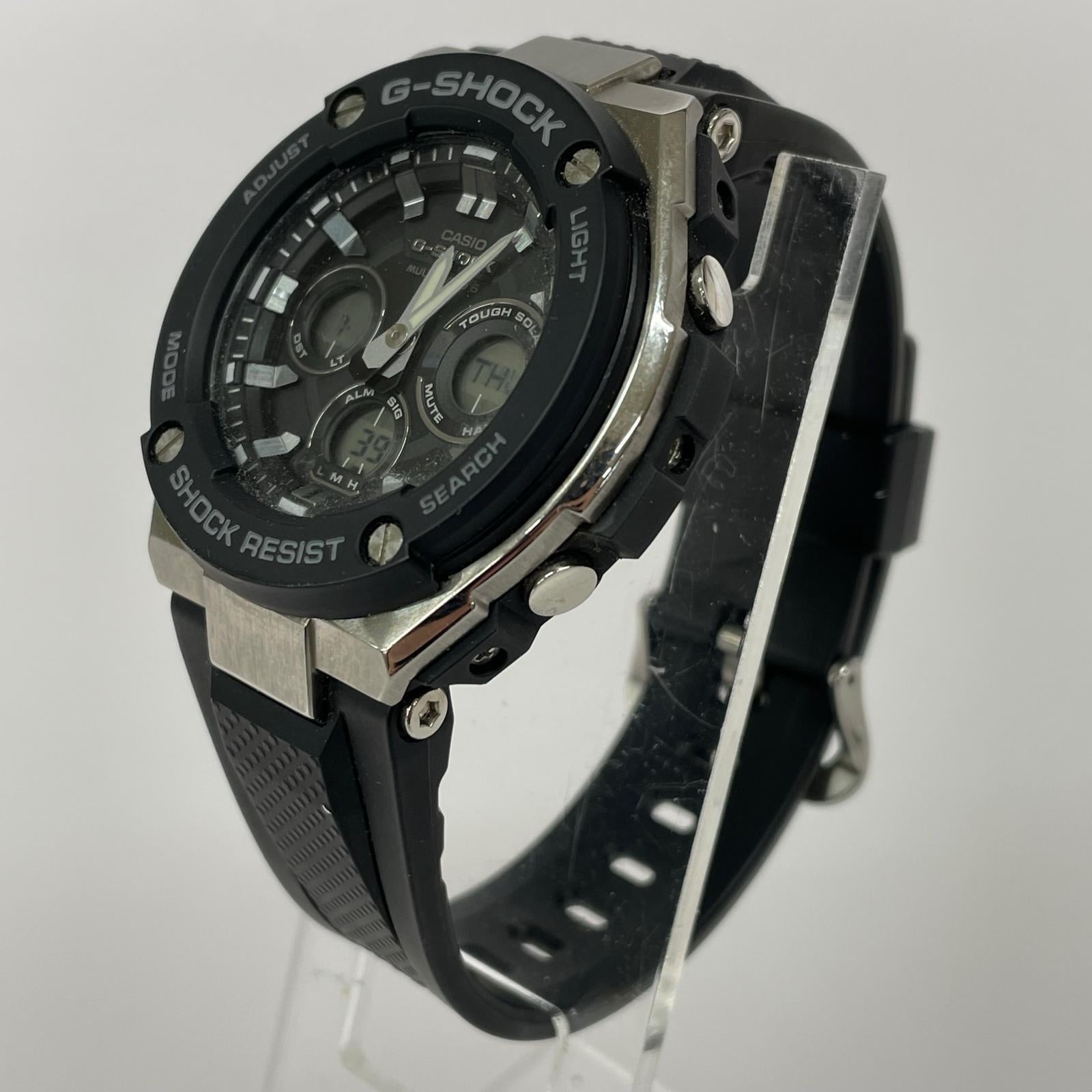 腕時計 GST-W300 ブラック