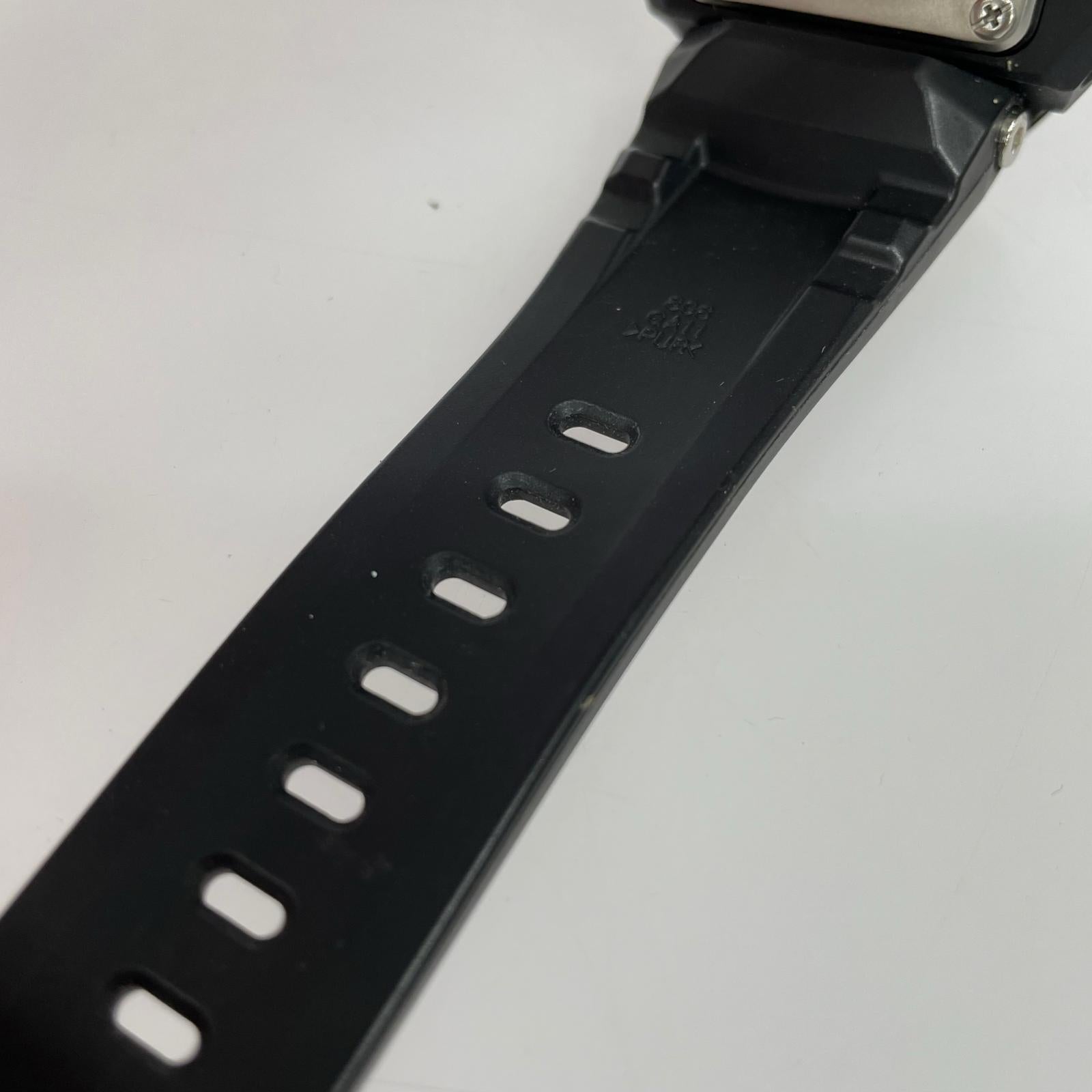 腕時計 GST-W300 ブラック