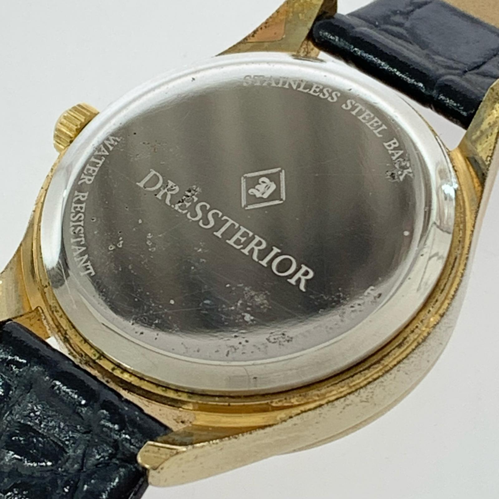 腕時計 DRESSTERIOR　ムーン ホワイト